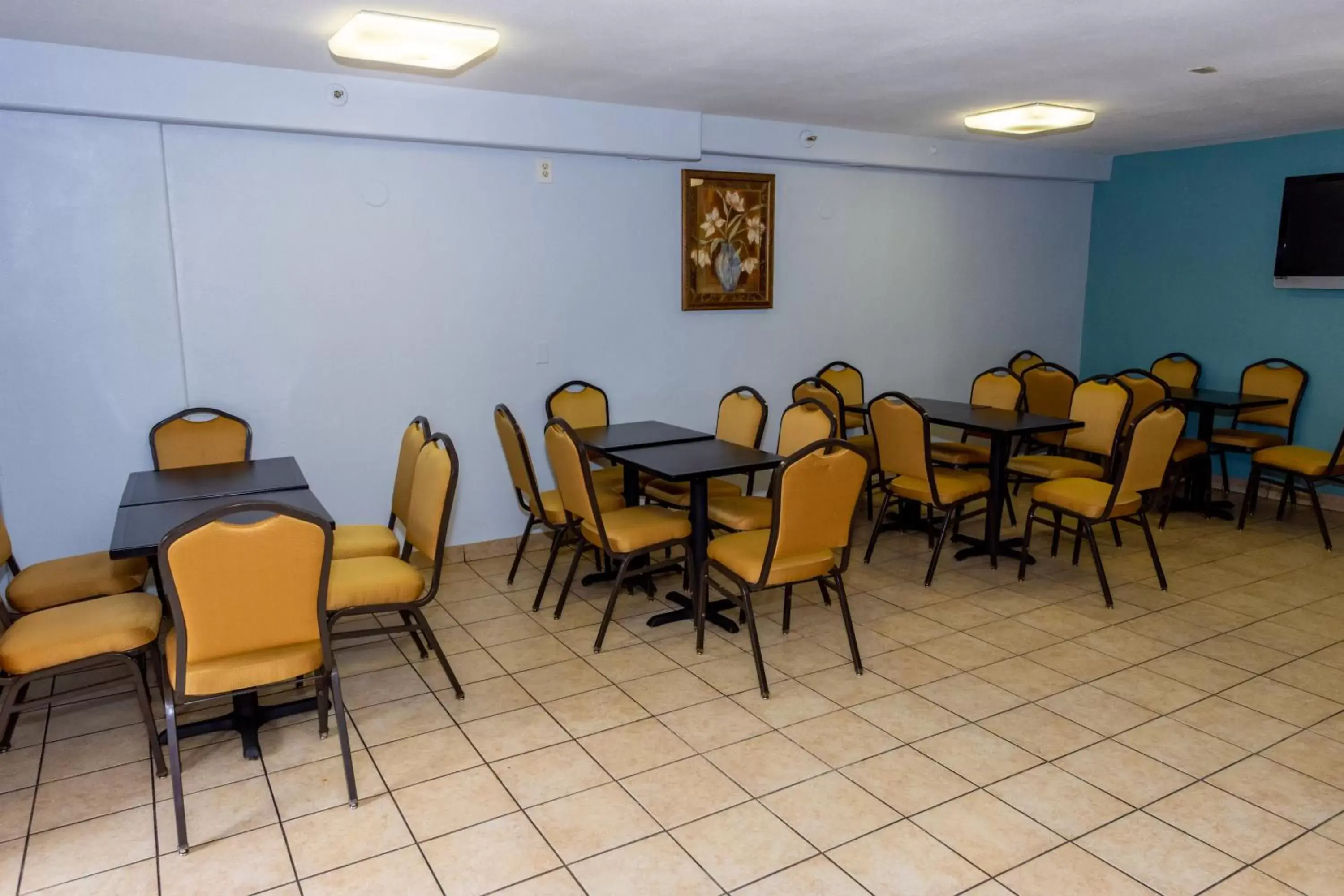 Restaurant/Places to Eat in Days Inn & Suites by Wyndham Artesia