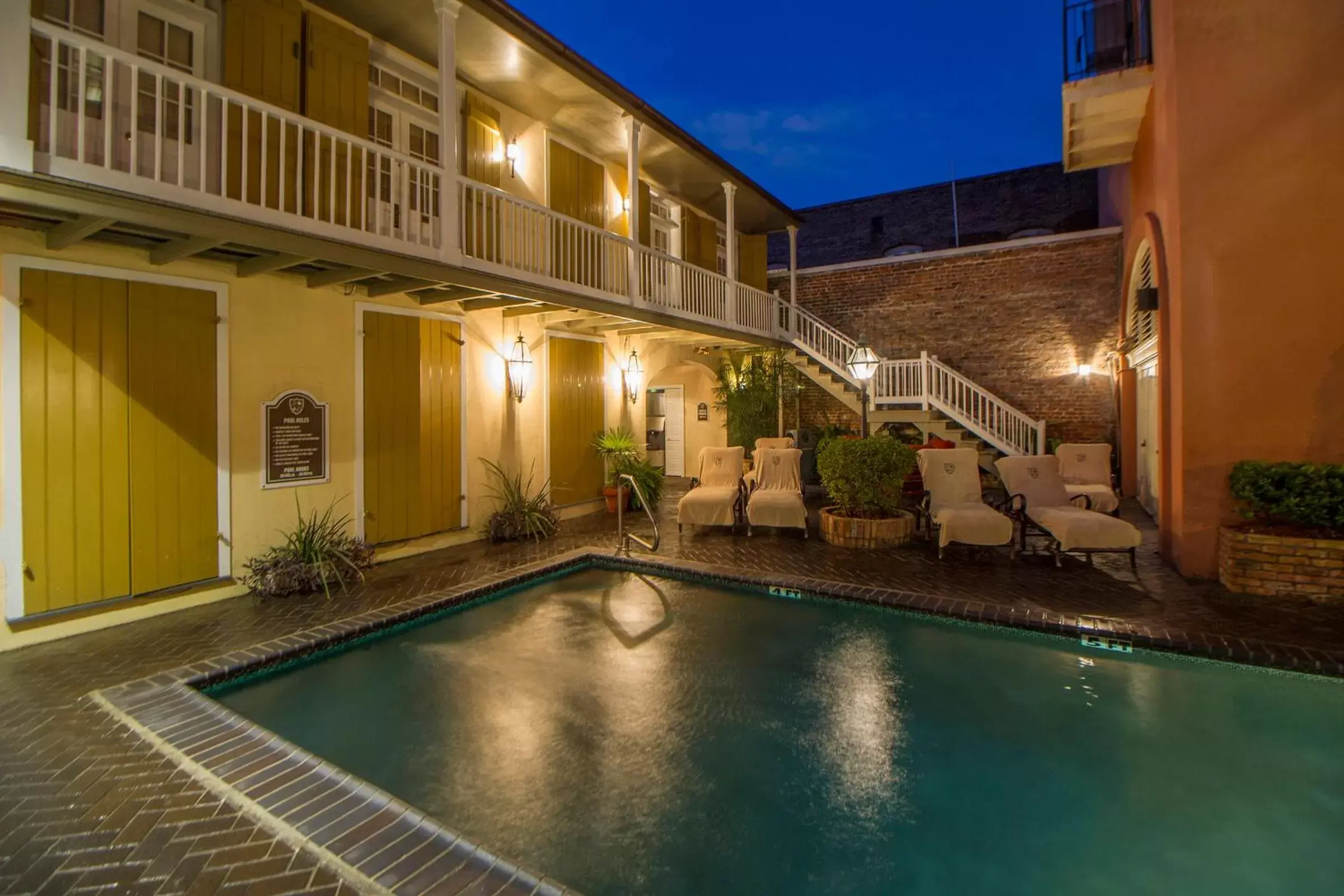 Swimming Pool in Dauphine Orleans Hotel