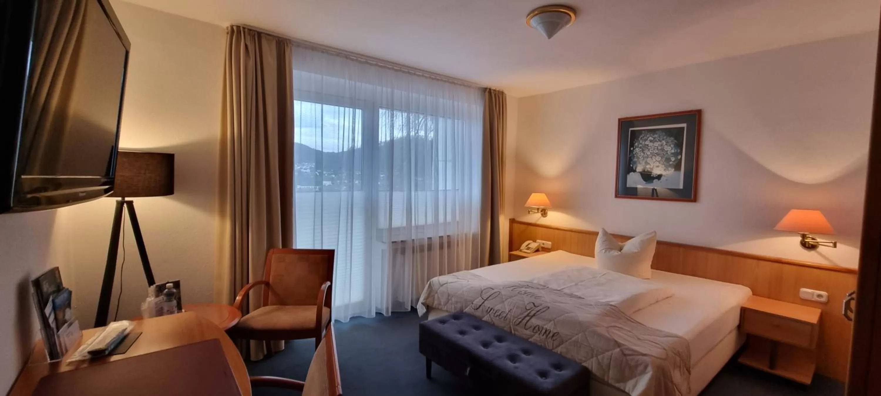 Staff, Bed in Sonnenhof