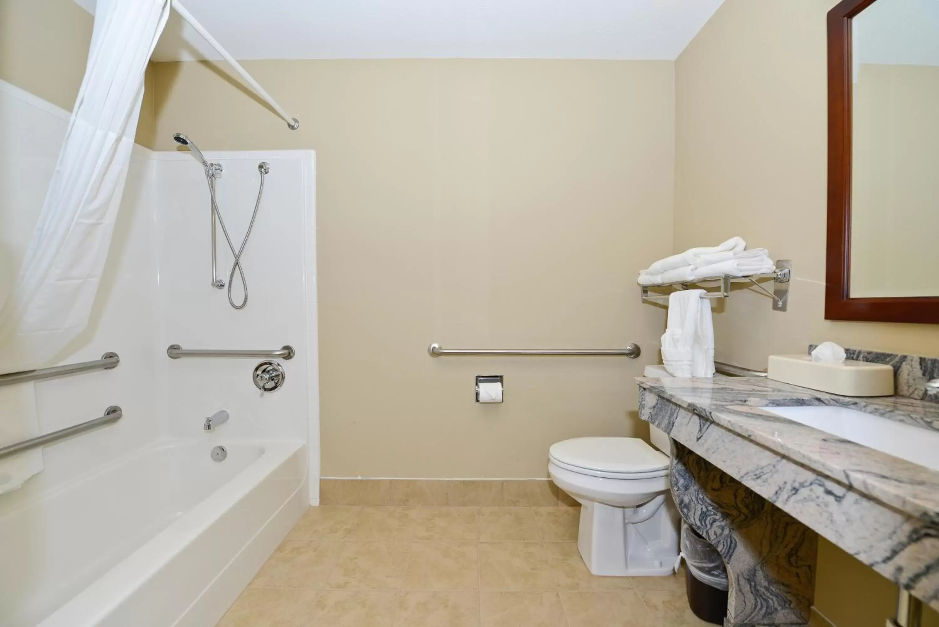 Bathroom in Best Western Plus Prairie Inn