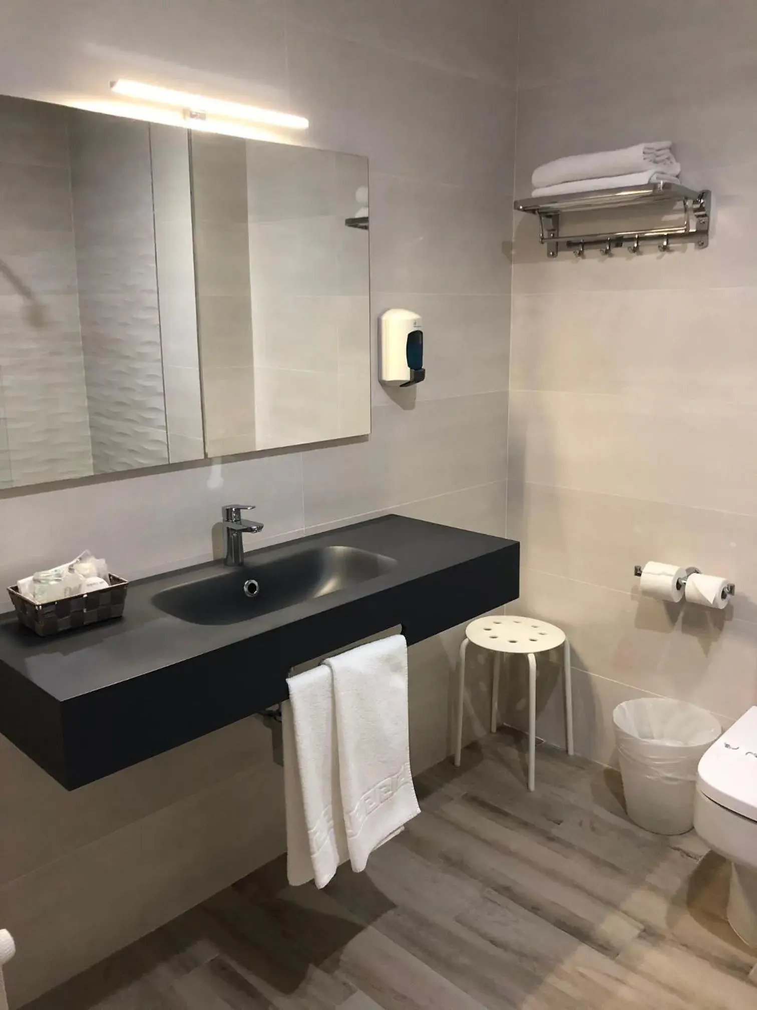 Bathroom in Hotel Marqués de Santillana