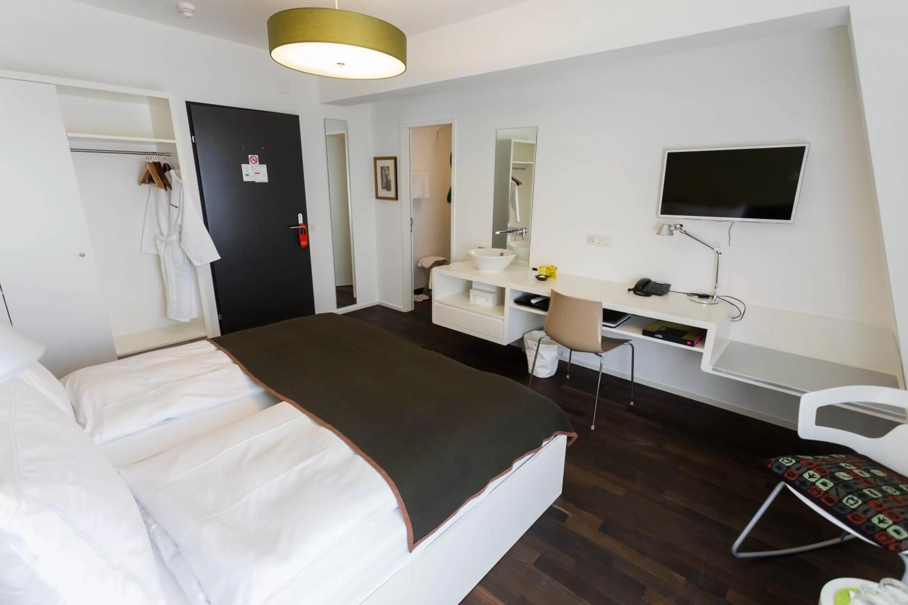 Bed in Design Hotel Plattenhof