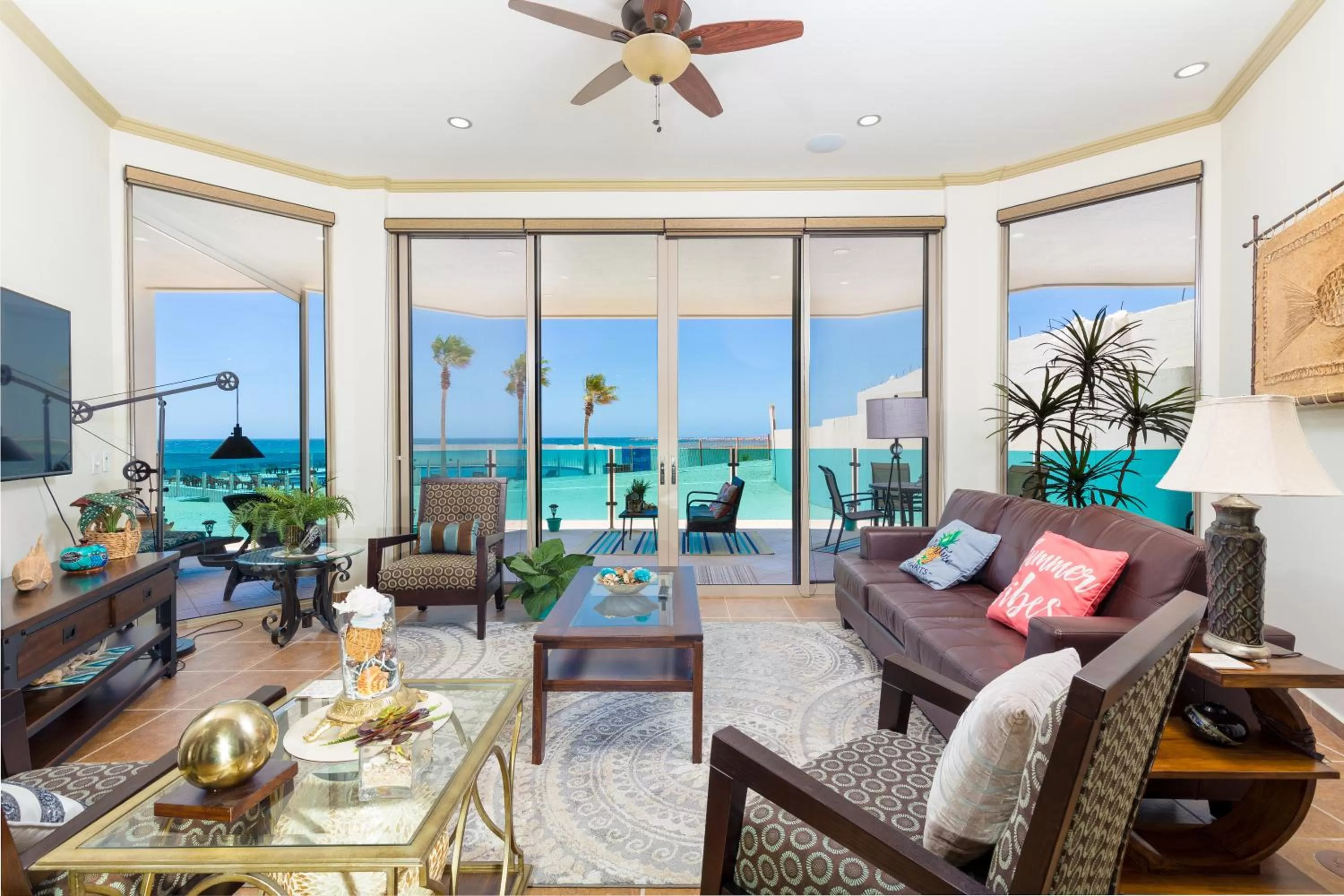 Esmeralda Beach Resort