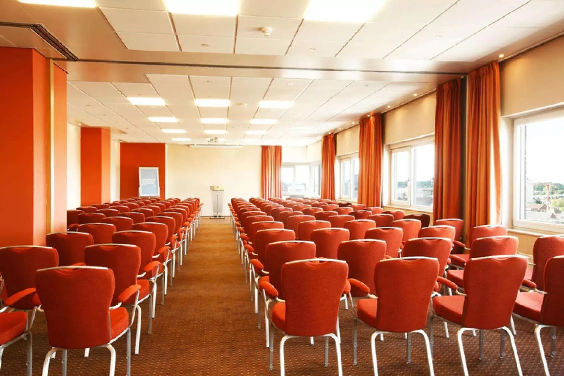 Meeting/conference room in NH Groningen Hotel