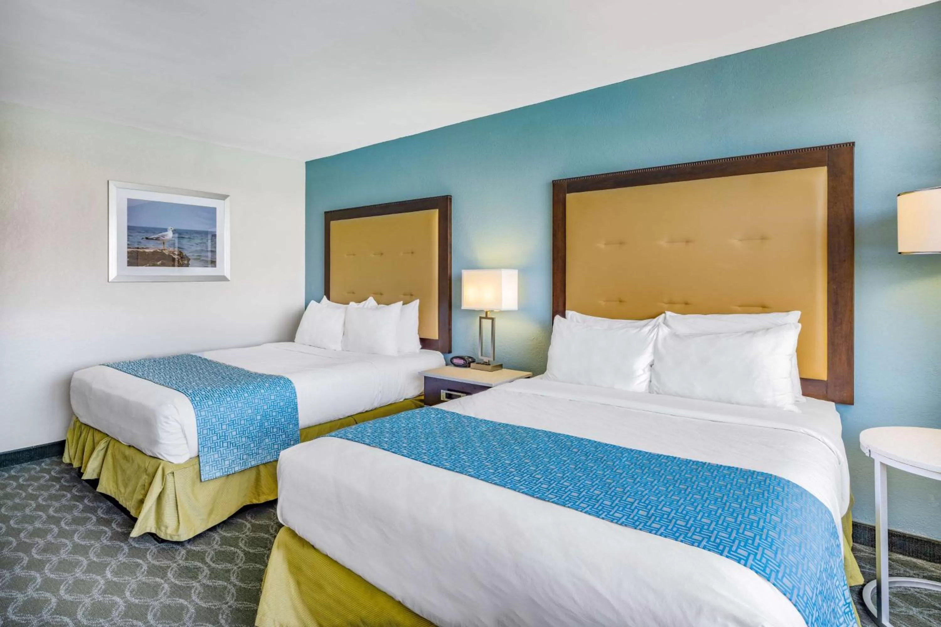 Photo of the whole room, Bed in Wyndham Garden Kenosha Harborside