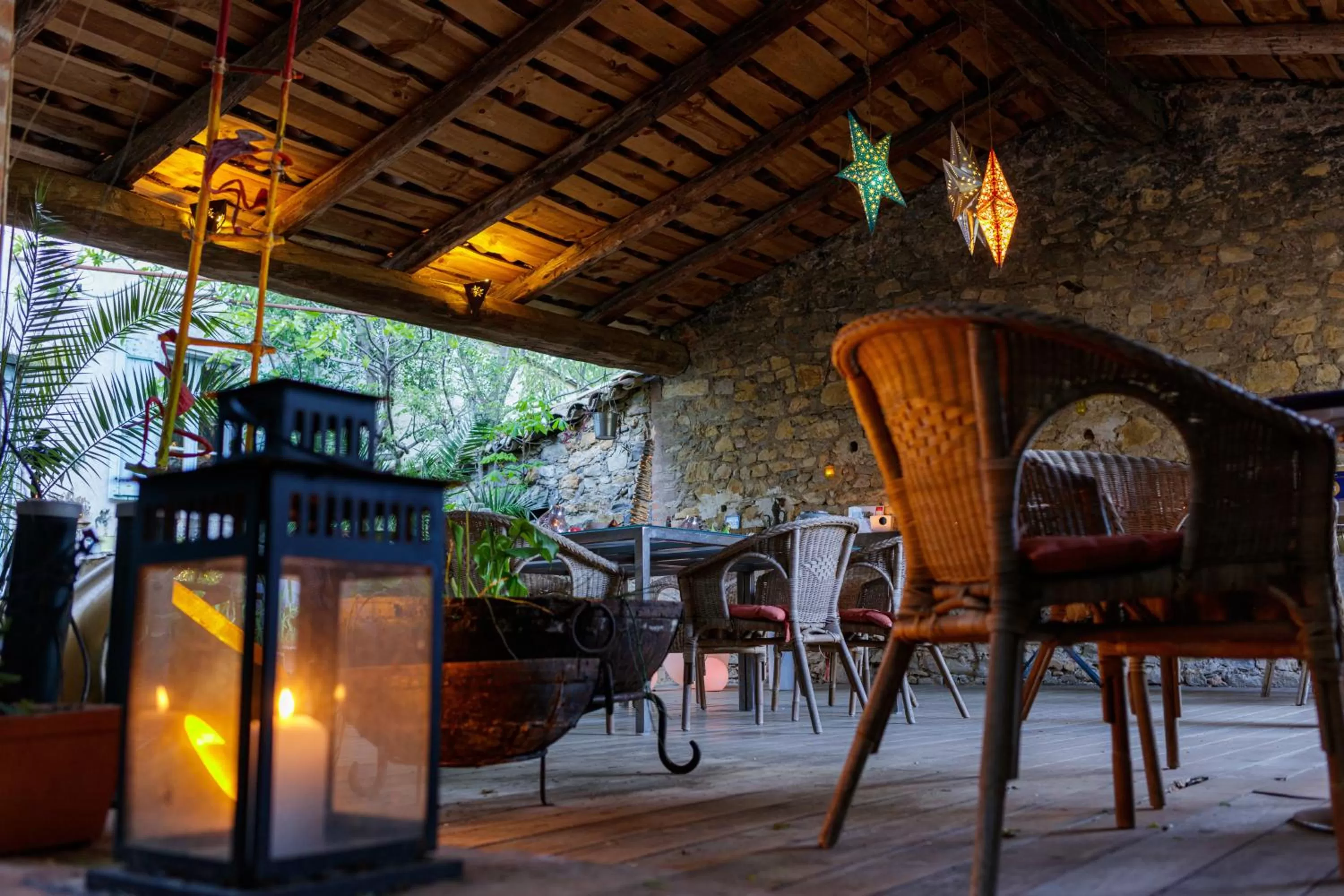 Patio in La Vieille Maison - Halte Gourmande