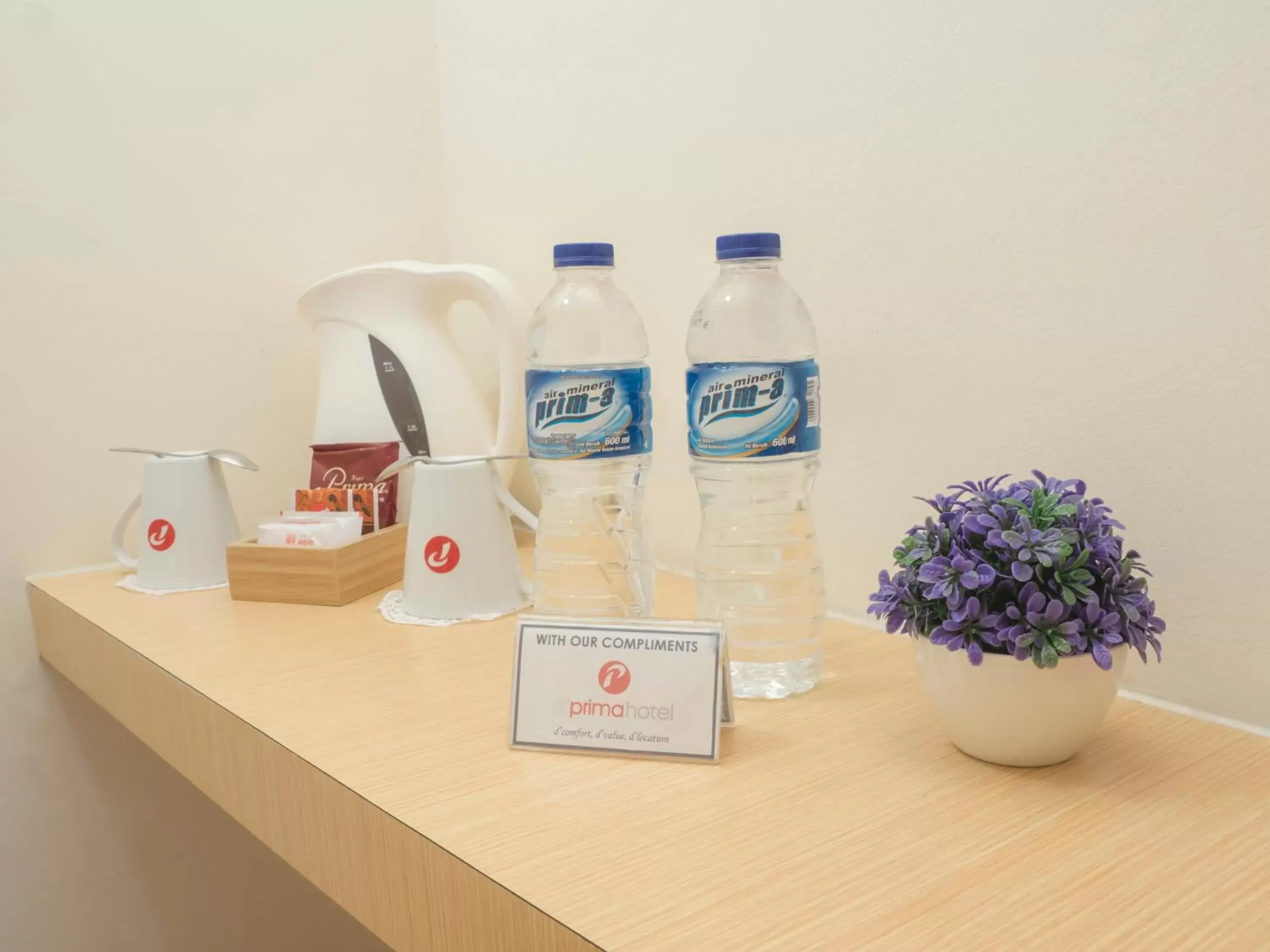 Coffee/tea facilities in d'primahotel WTC Mangga Dua