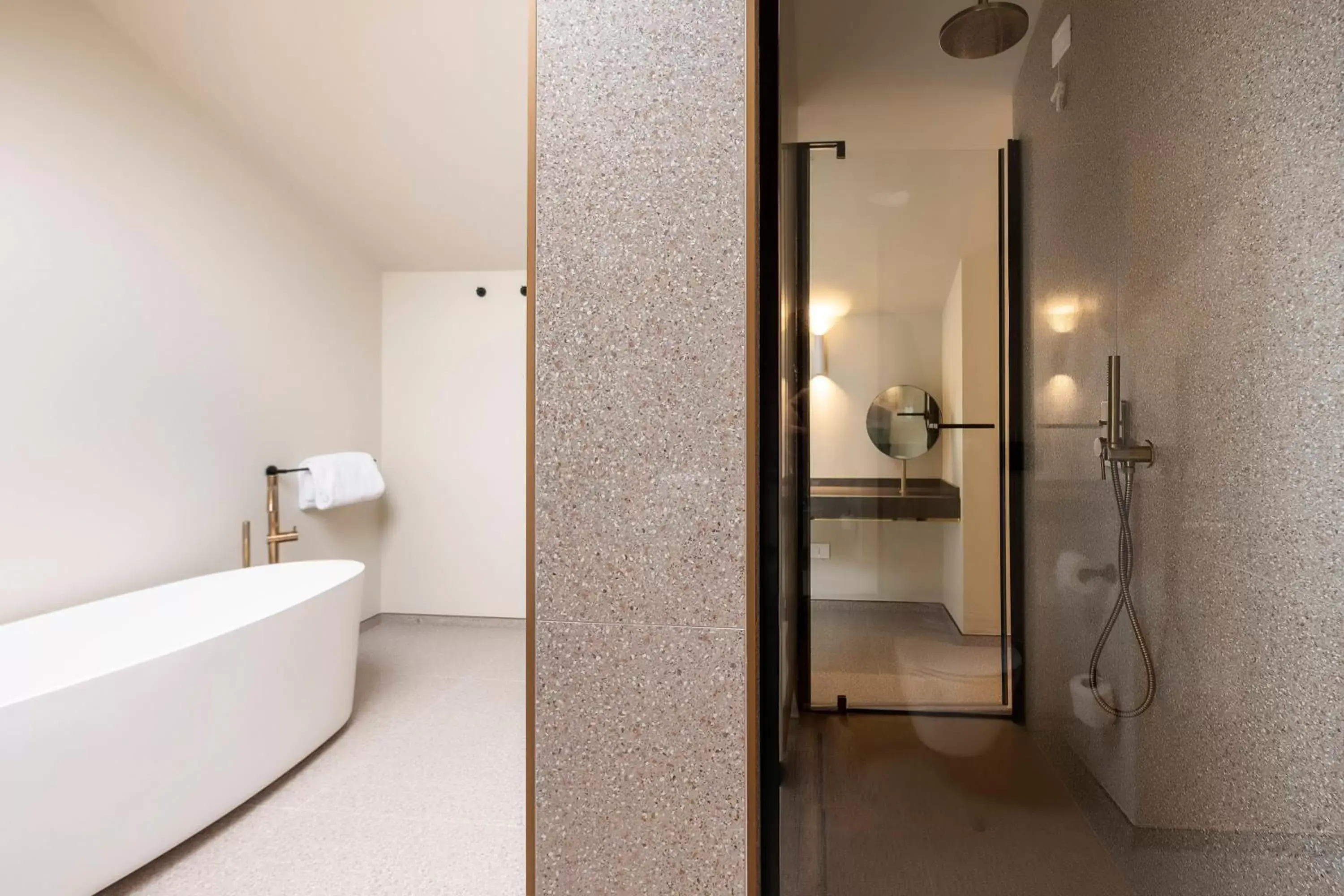 Shower, Bathroom in Hotel Villa Soligo - Small Luxury Hotels of the World