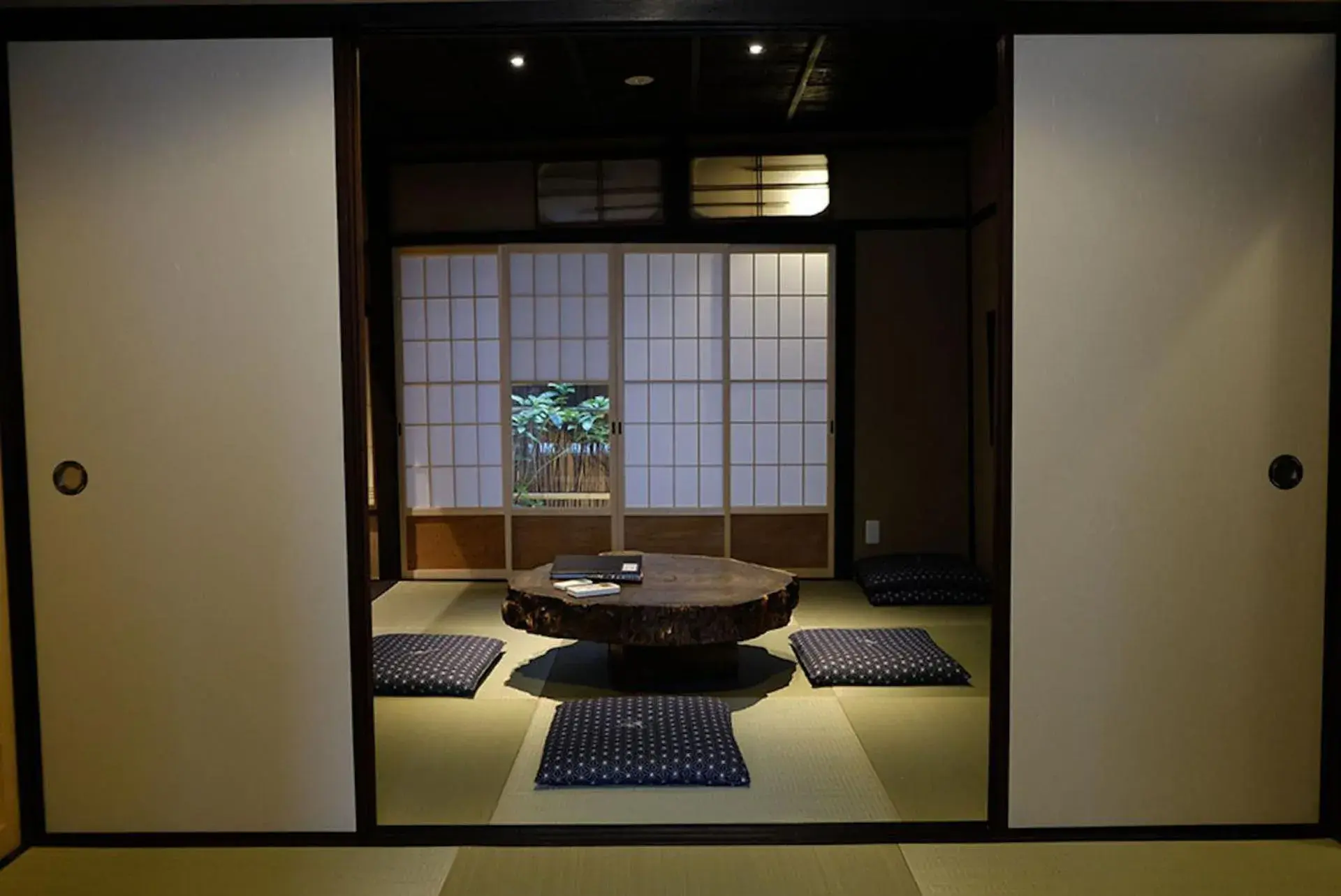Living room in Reikaku Kiyomizu Gojo