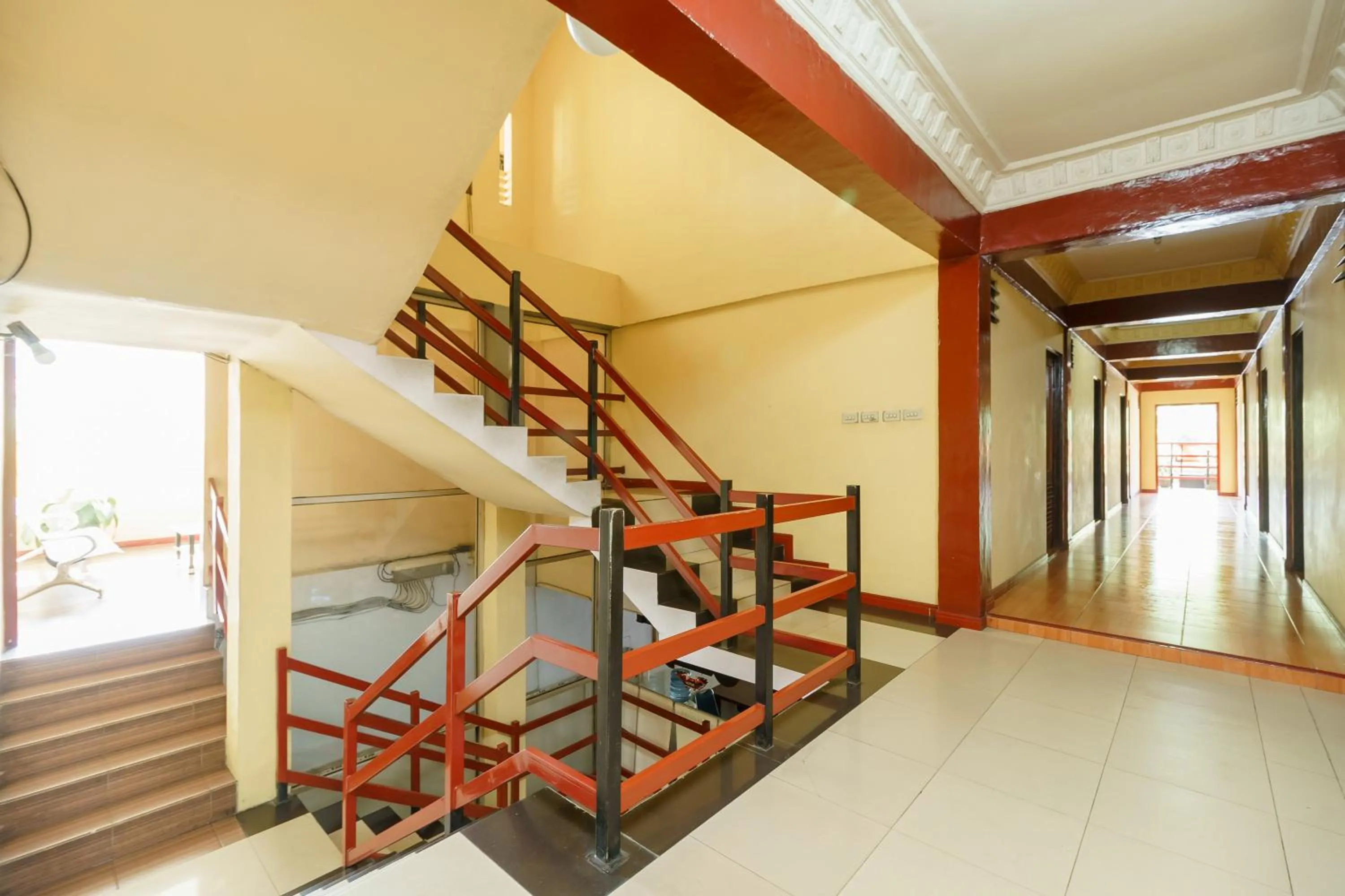 RedDoorz at Sedayu 1 Parapat