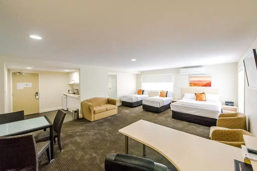 Photo of the whole room in Belconnen Way Hotel & Serviced Apartments