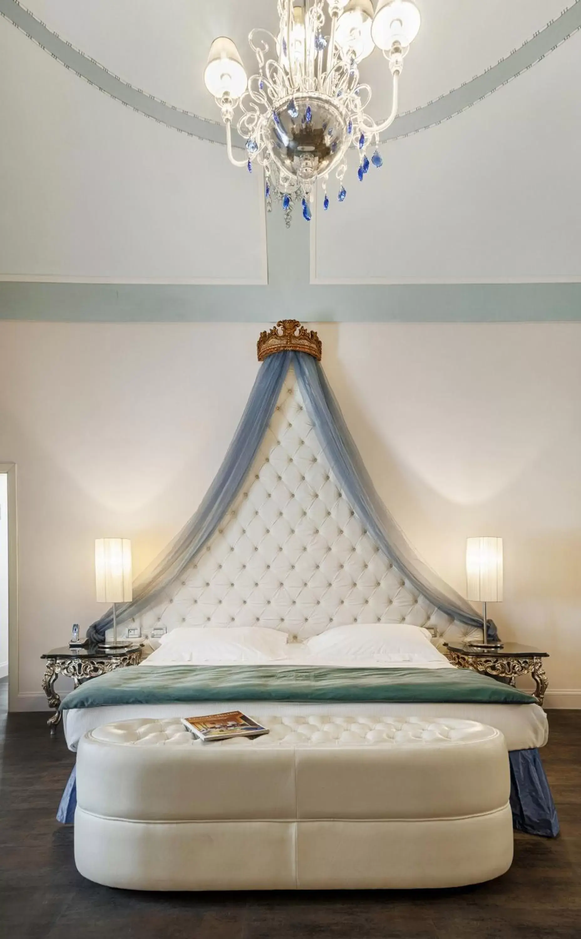 Bed in Relais Antica Badia - San Maurizio 1619