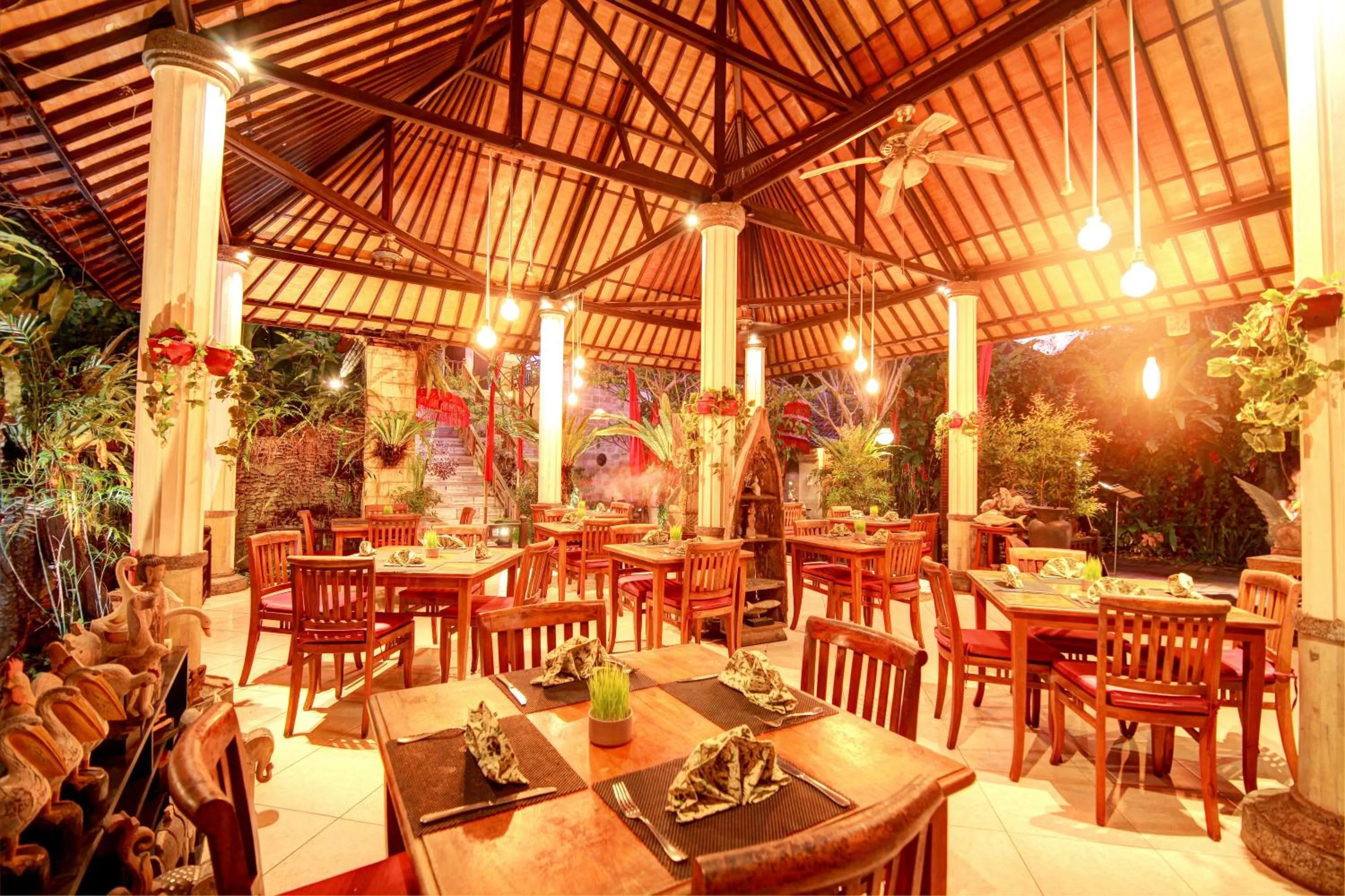 Restaurant/places to eat in Bali Dream Resort Ubud