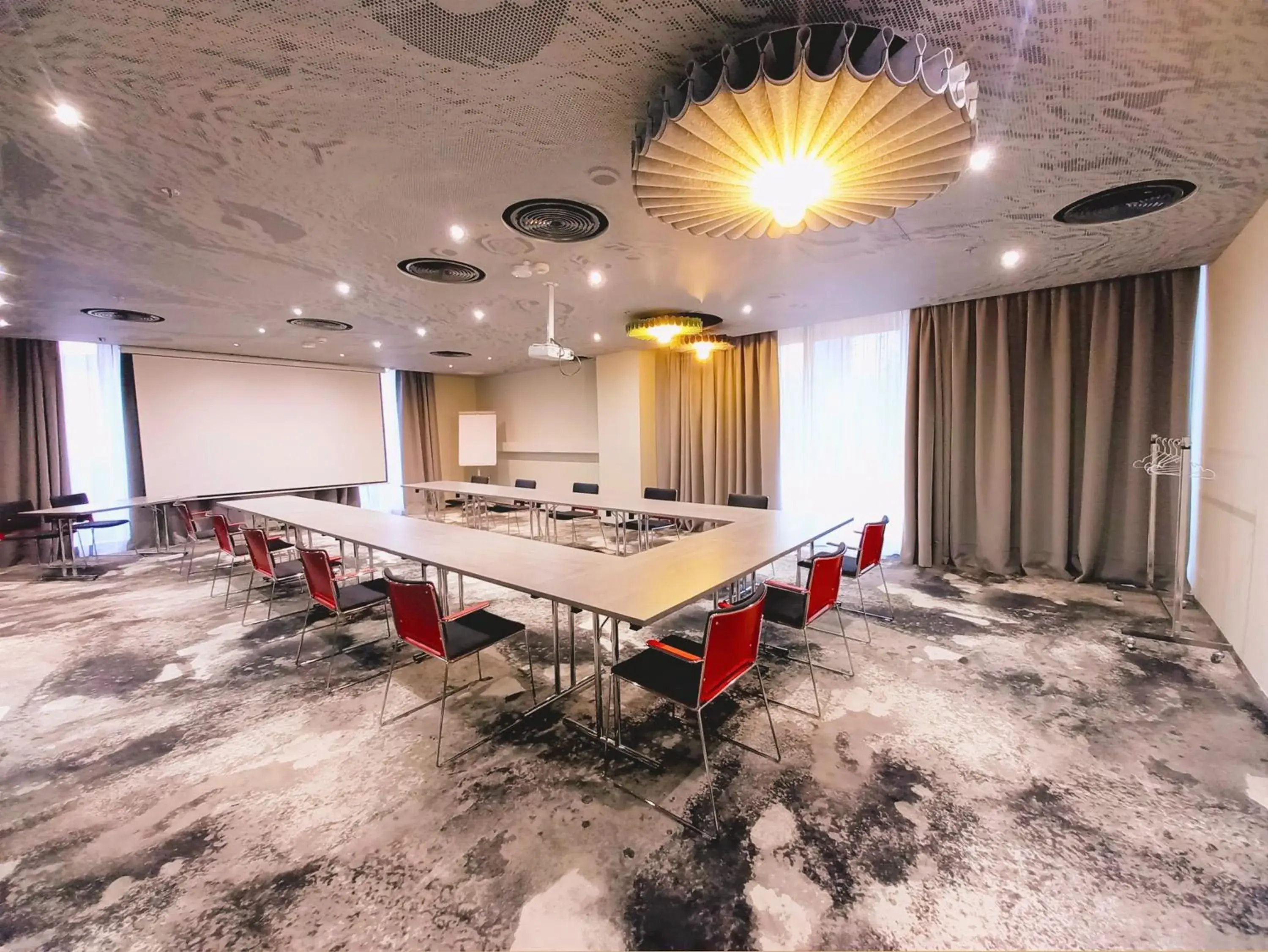 Meeting/conference room in ibis Bucharest Politehnica