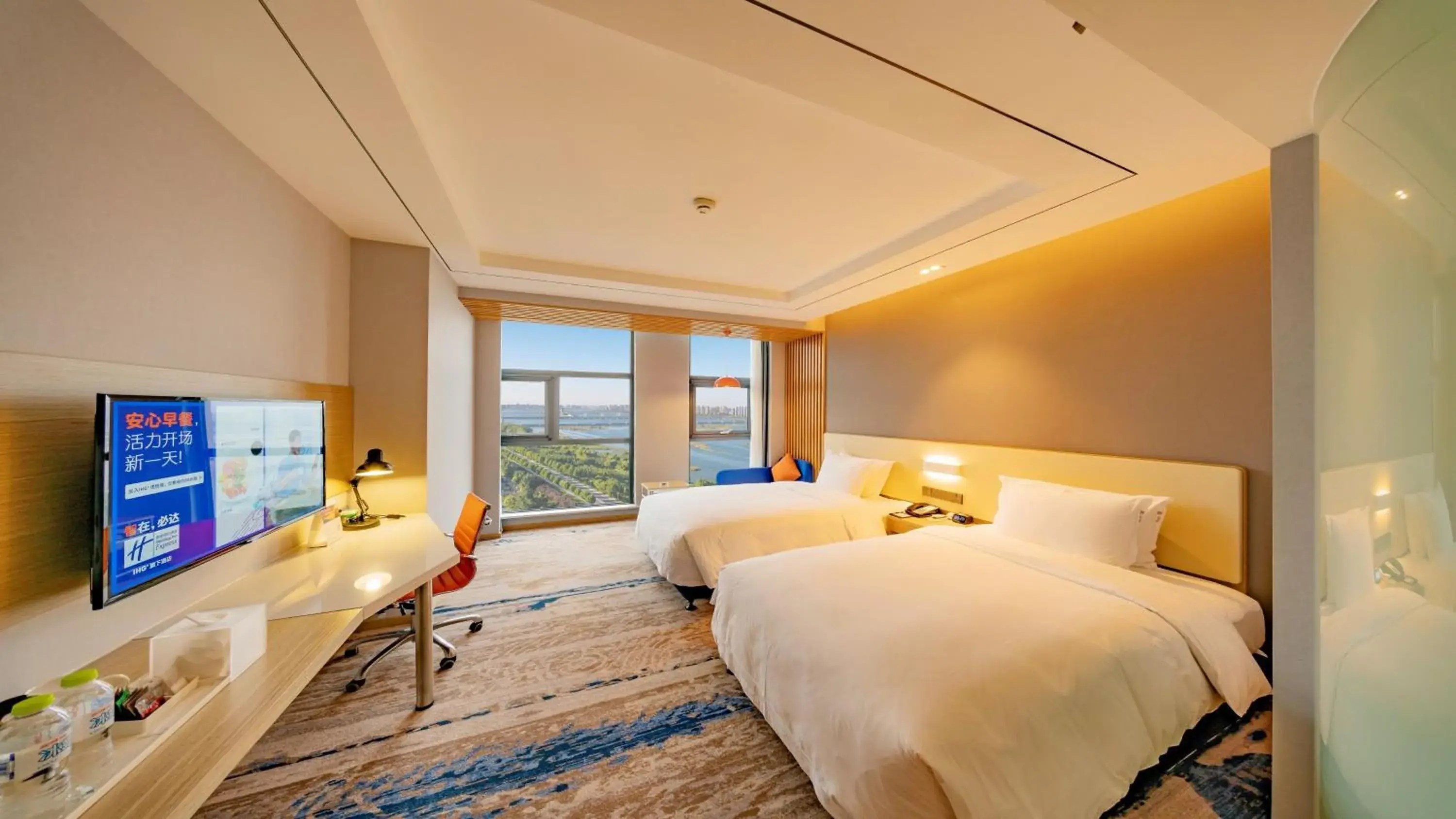 Photo of the whole room in Holiday Inn Express Linyi Riverside, an IHG Hotel