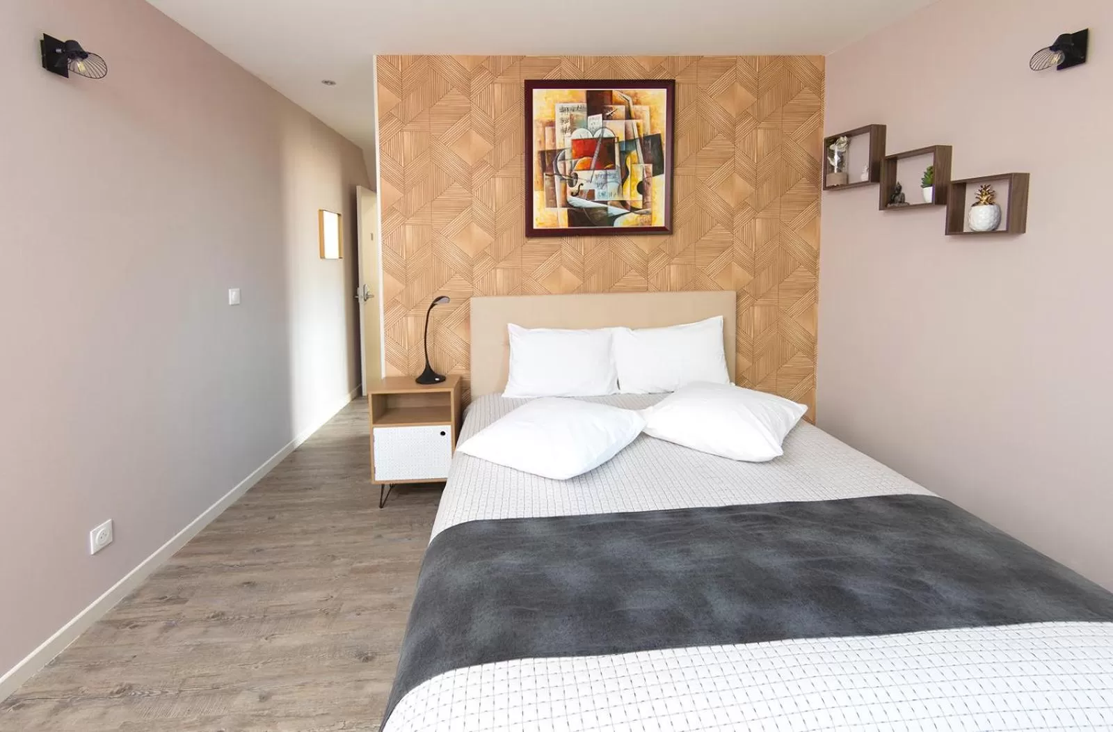 Bed in Le Relais de la Poste