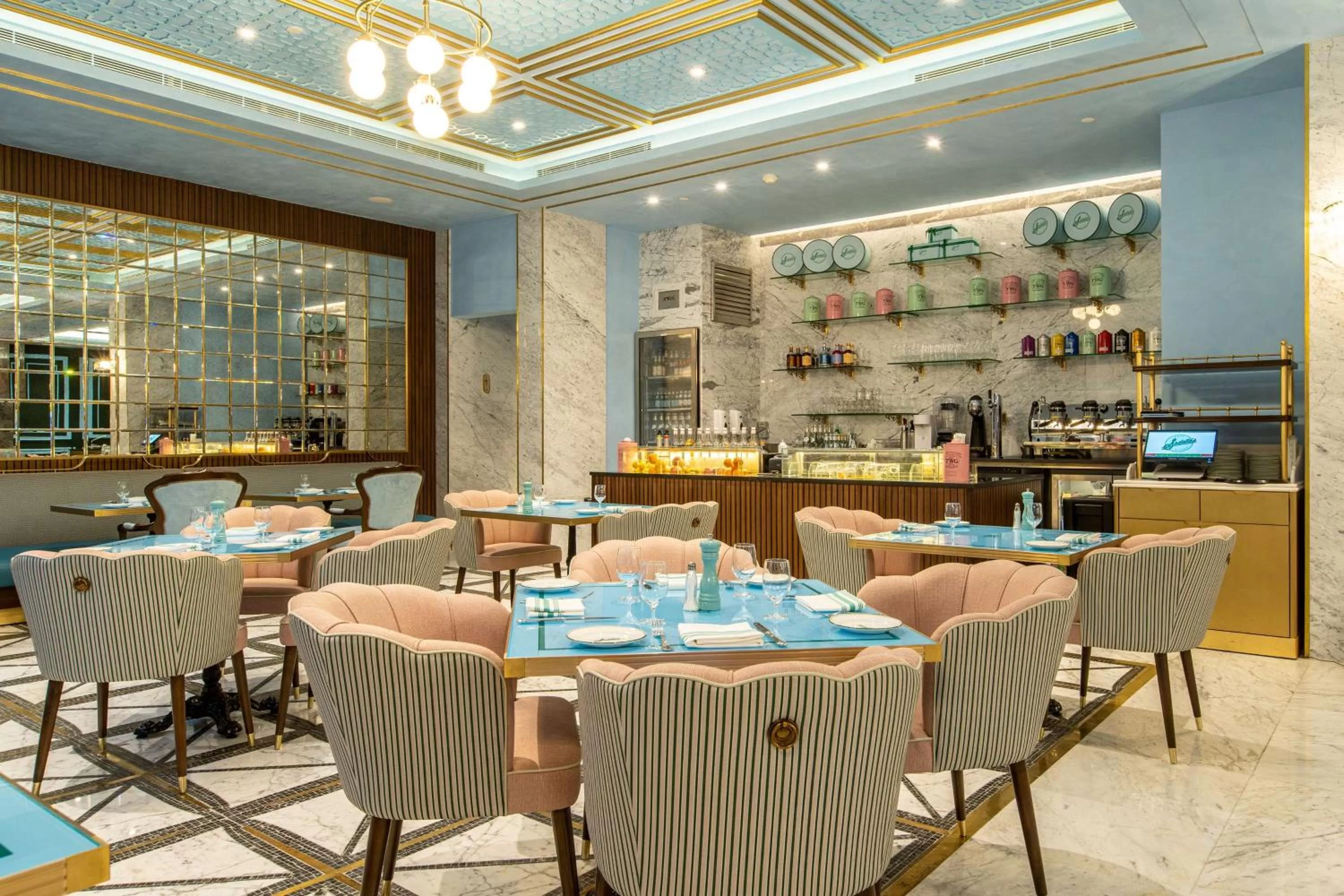 Restaurant/places to eat in Mansard Riyadh, a Radisson Collection Hotel
