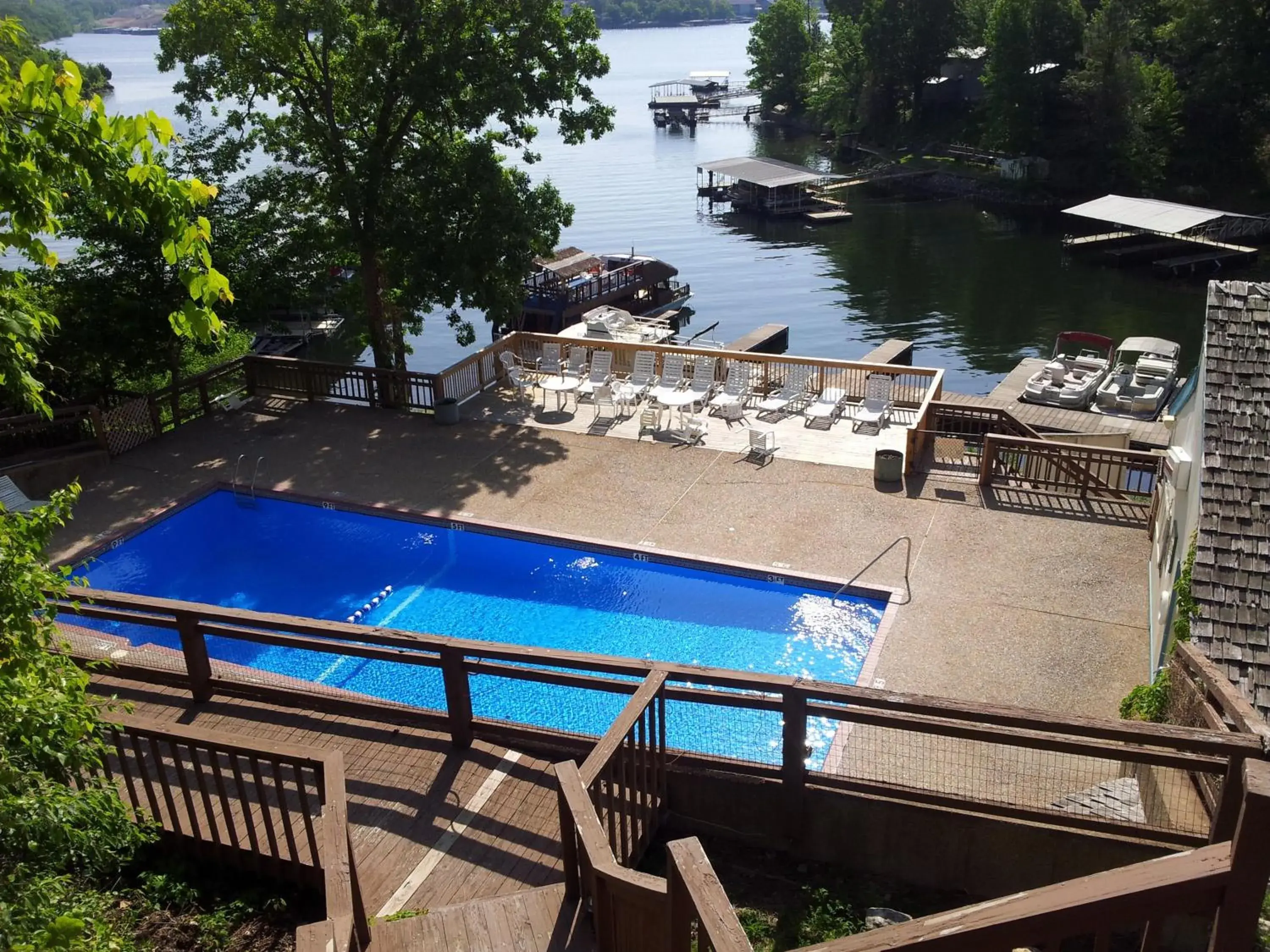 Swimming pool, Pool View in Inn at Grand Glaize