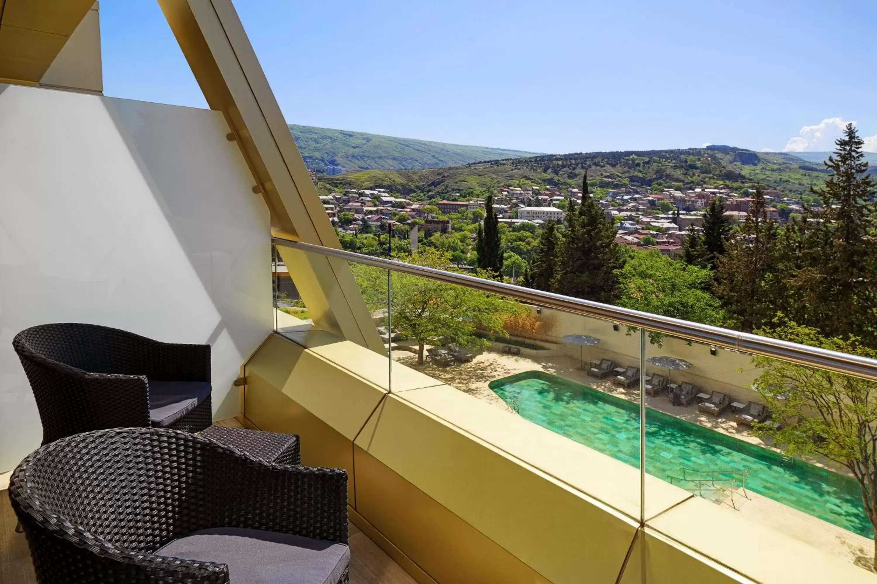 Photo of the whole room, Balcony/Terrace in Sheraton Grand Tbilisi Metechi Palace