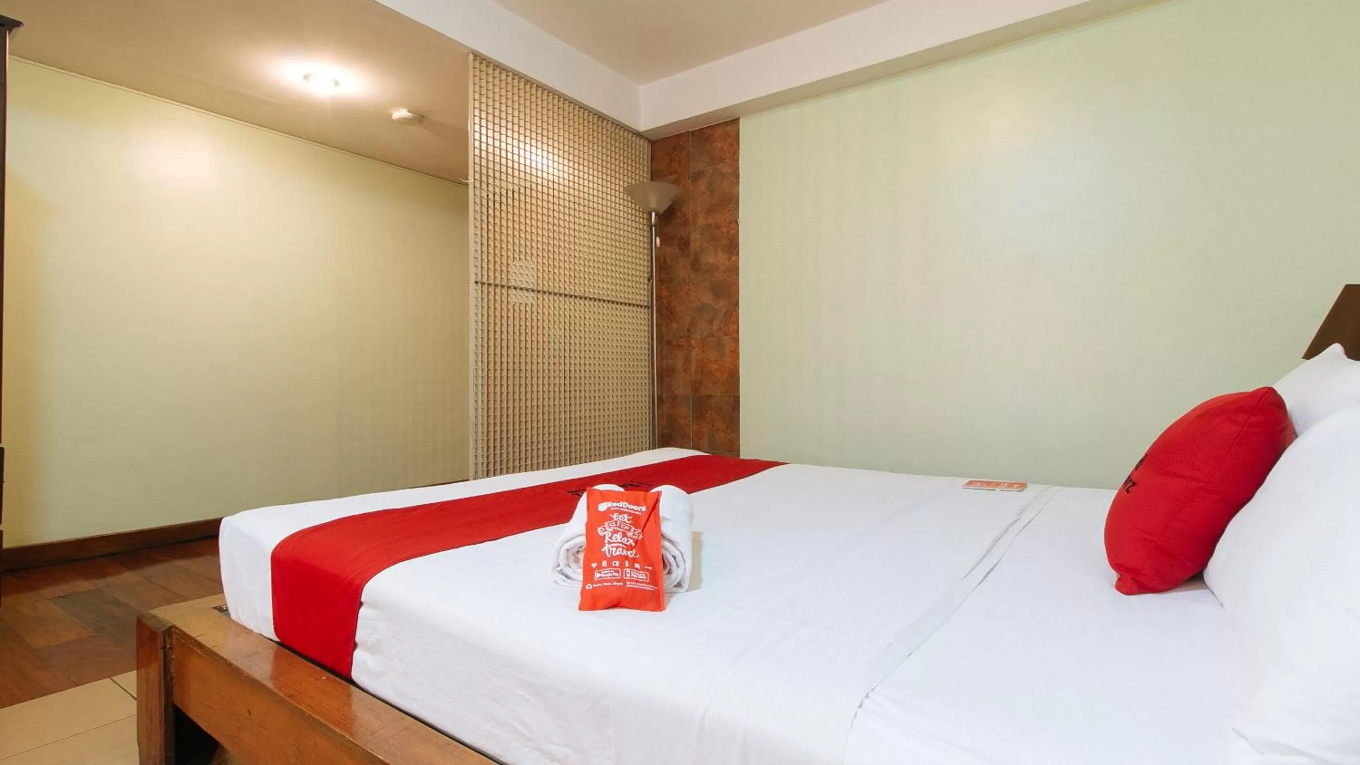 Bedroom, Bed in RedDoorz at Timog Avenue Quezon City