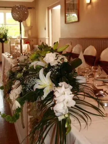 Banquet/Function facilities, Restaurant/Places to Eat in Drummond Hotel