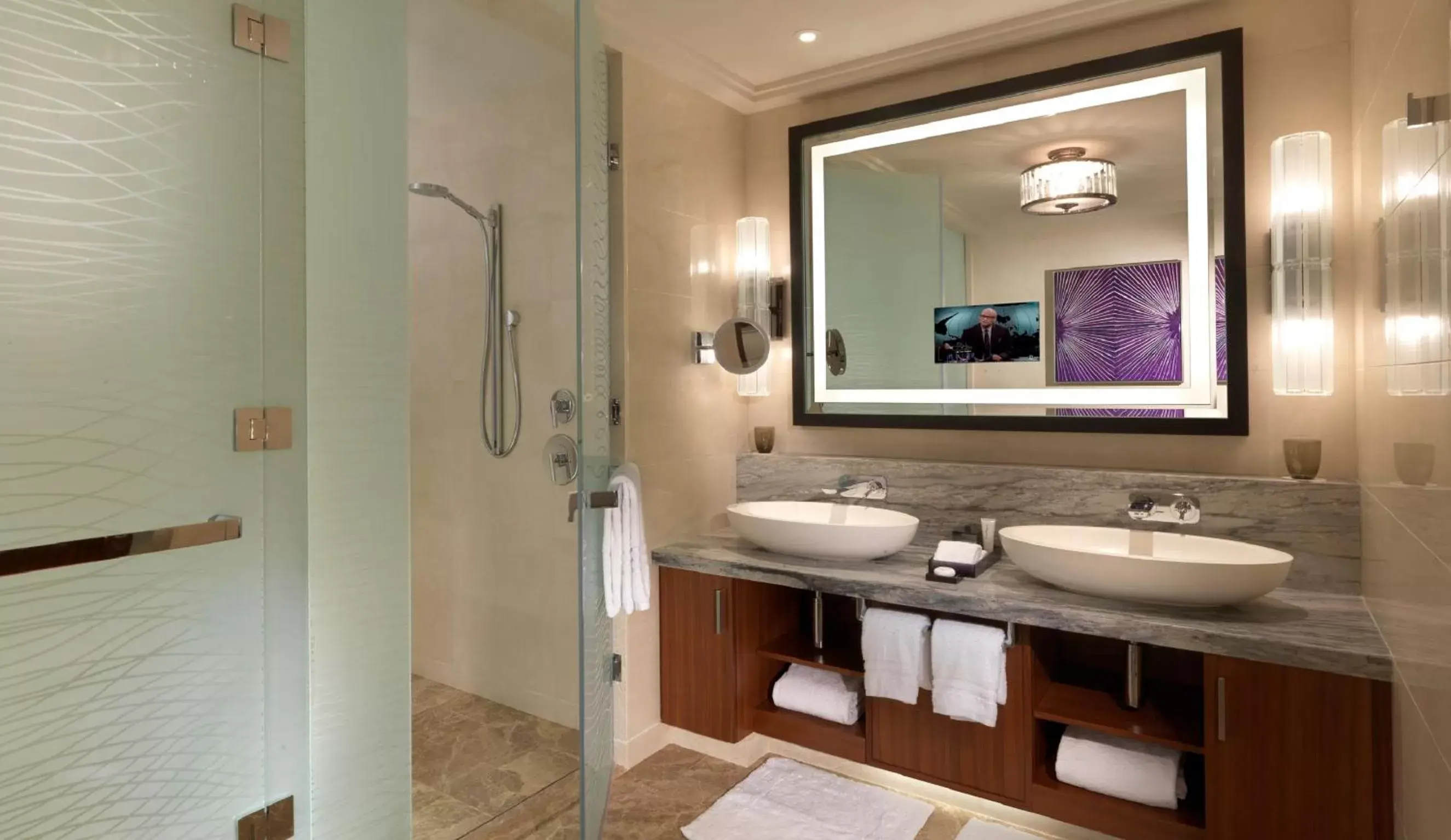 Bathroom in Four Seasons Hotel Abu Dhabi at Al Maryah Island