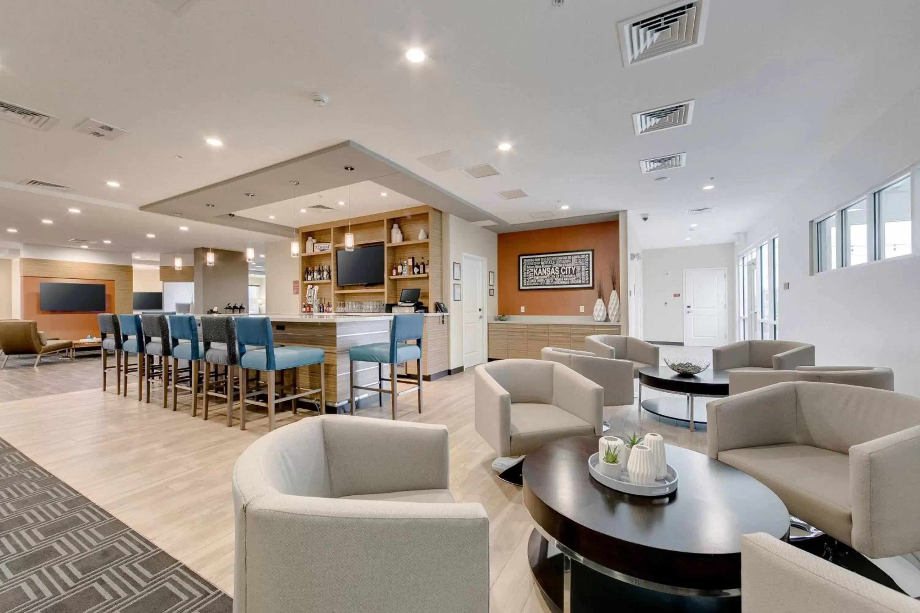 Lobby or reception, Lounge/Bar in TownePlace Suites by Marriott Kansas City Liberty