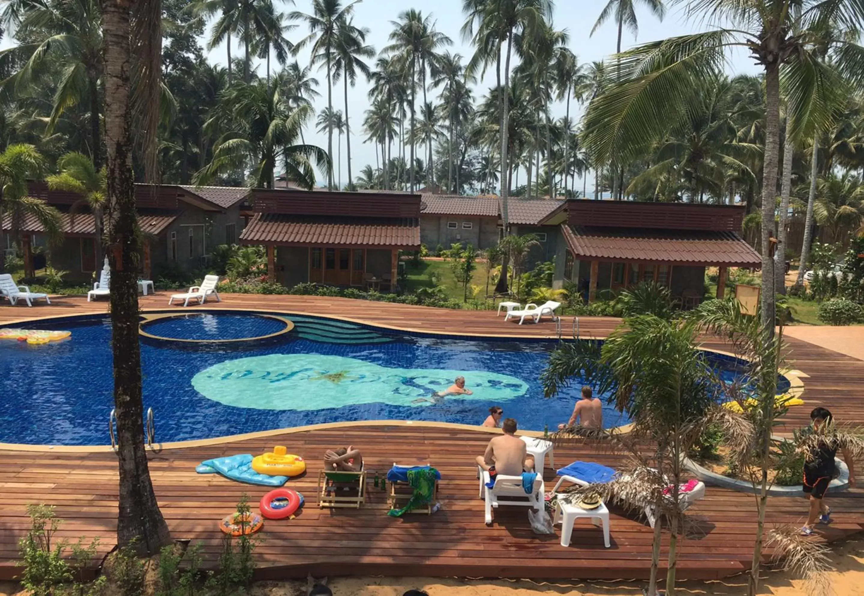 Swimming Pool in Seafar Resort