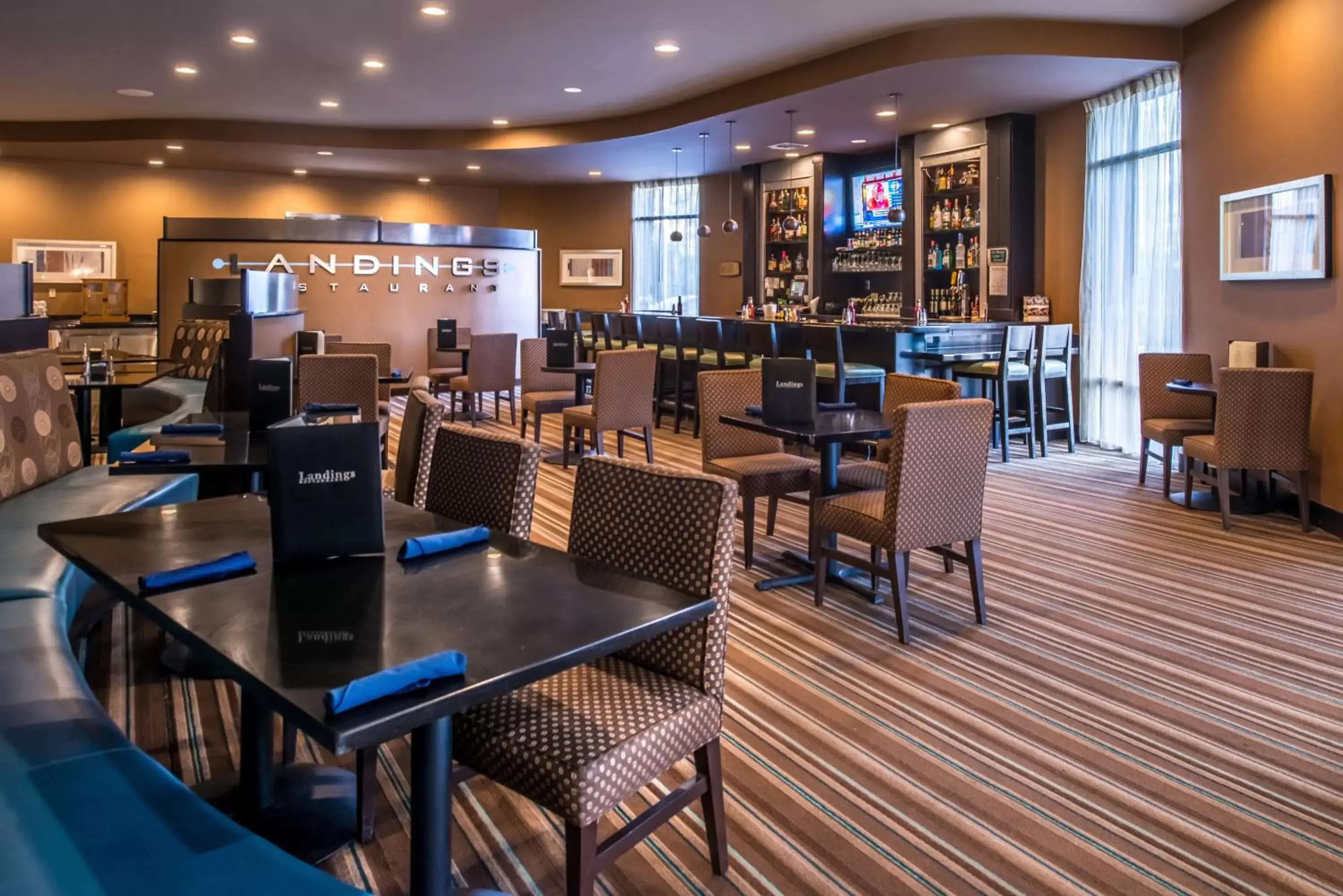 Restaurant/Places to Eat in Holiday Inn Ontario Airport - California, an IHG Hotel