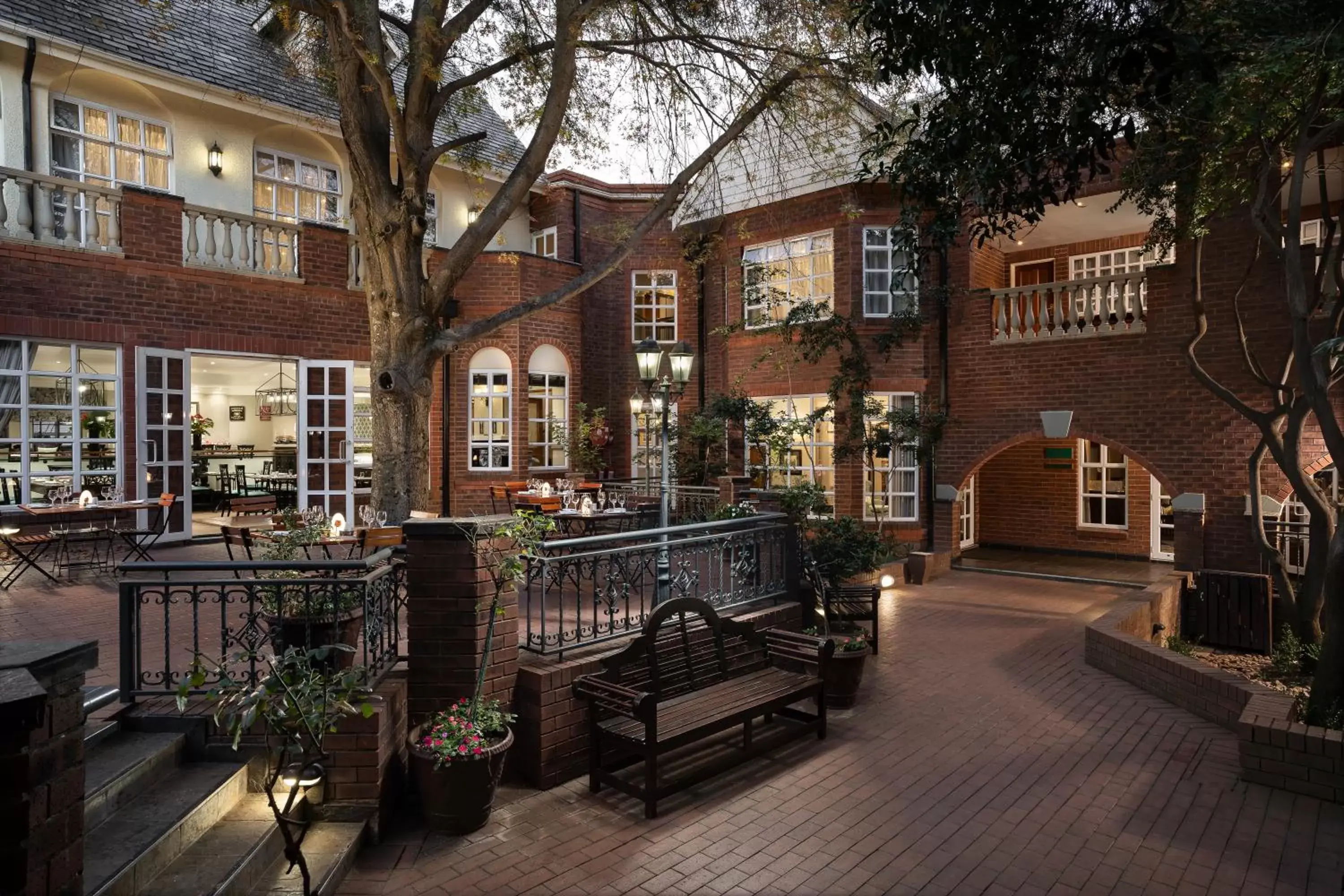 Patio in Premier Hotel Quatermain