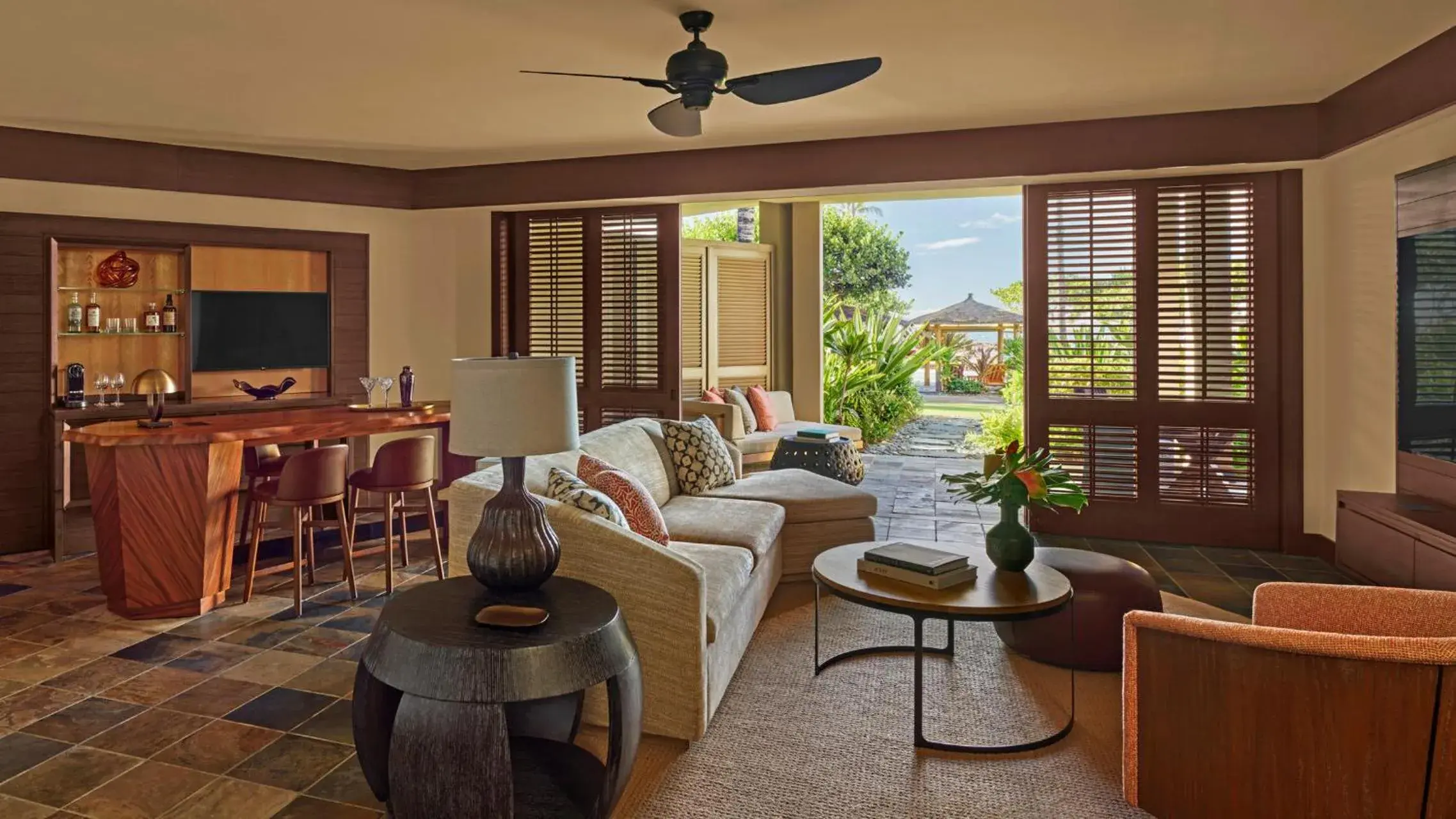 Communal lounge/ TV room, Seating Area in Four Seasons Resort Hualalai