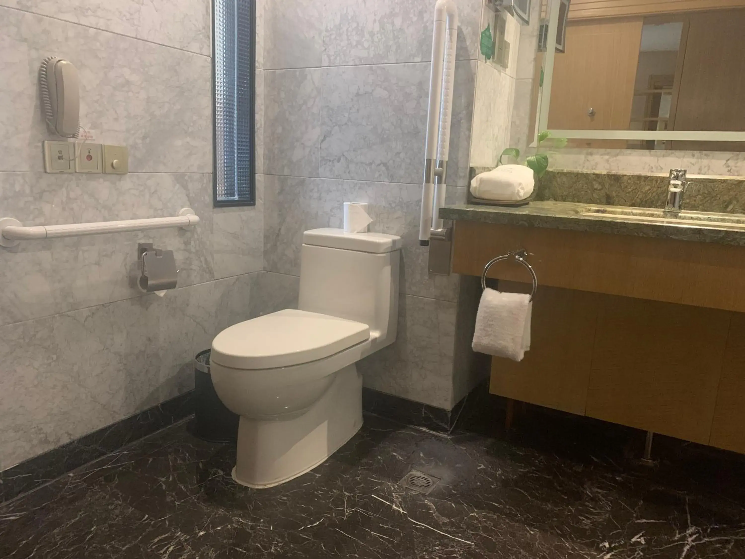 Bathroom in Wyndham HangZhou East