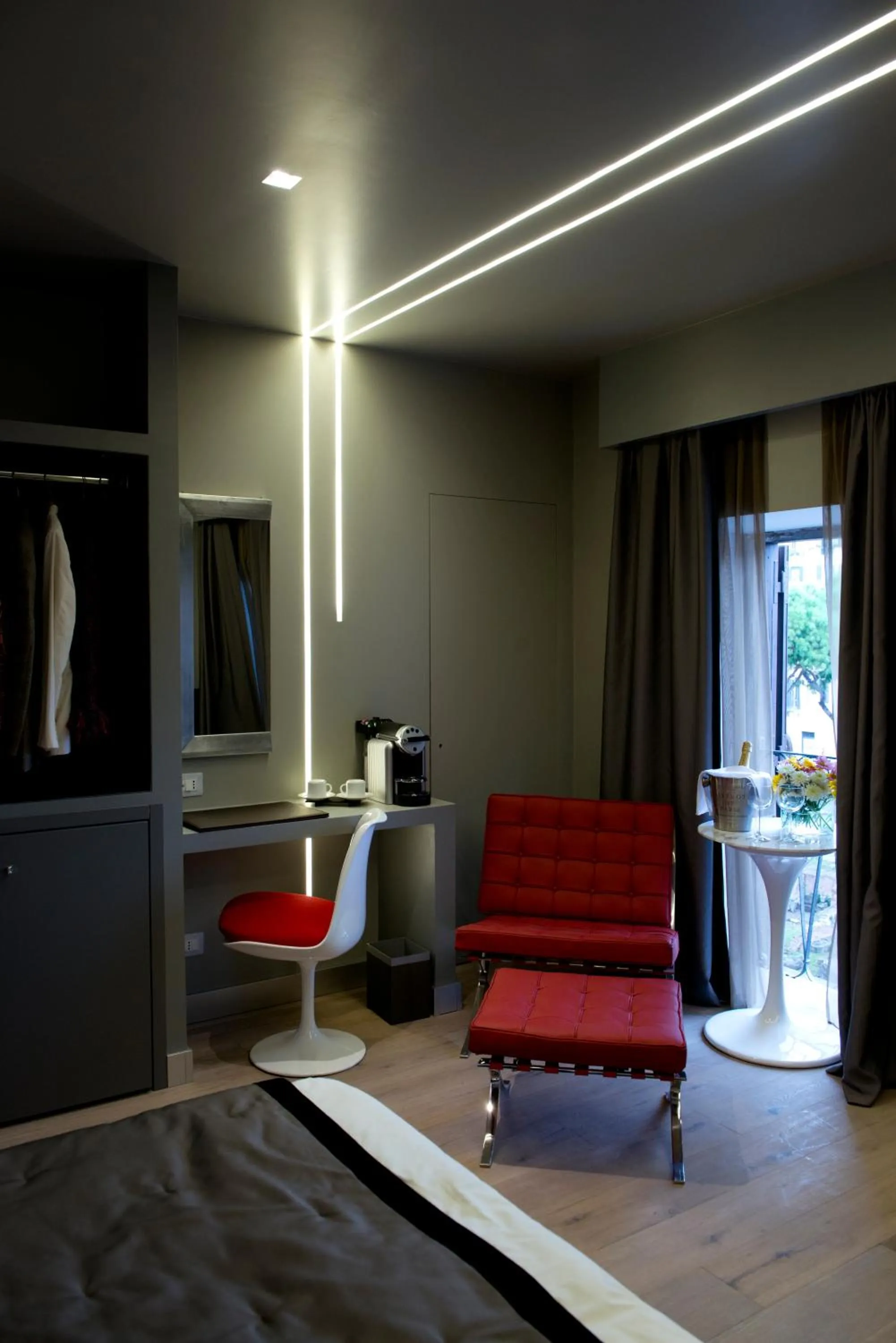 Seating area in Torre Argentina Relais - Residenze di Charme