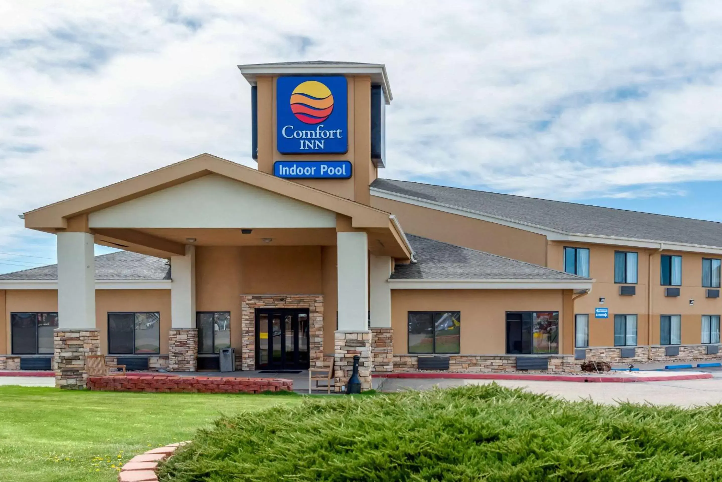 Property Building in Comfort Inn Limon