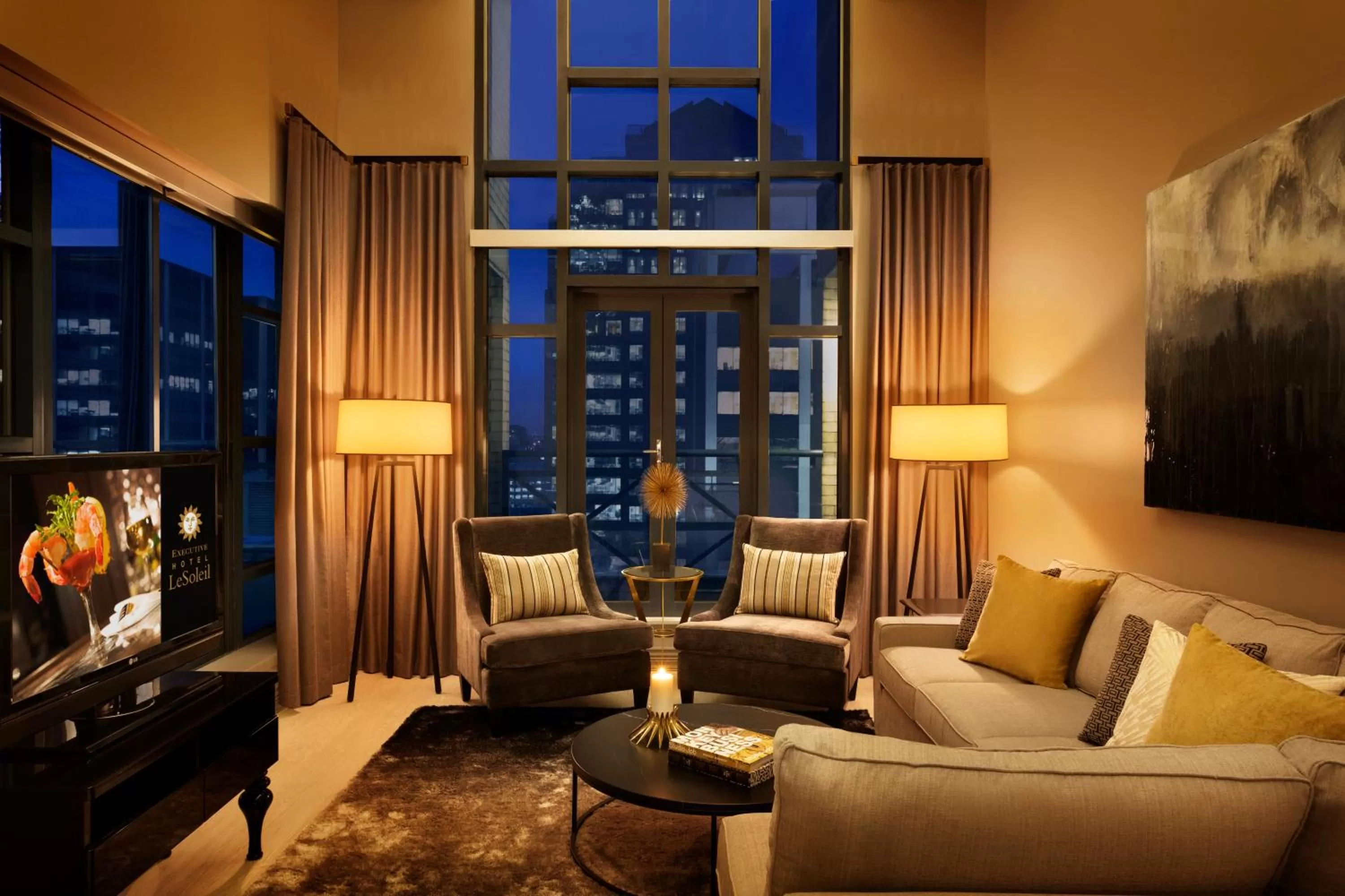 Living room in Hotel Le Soleil by Executive Hotels