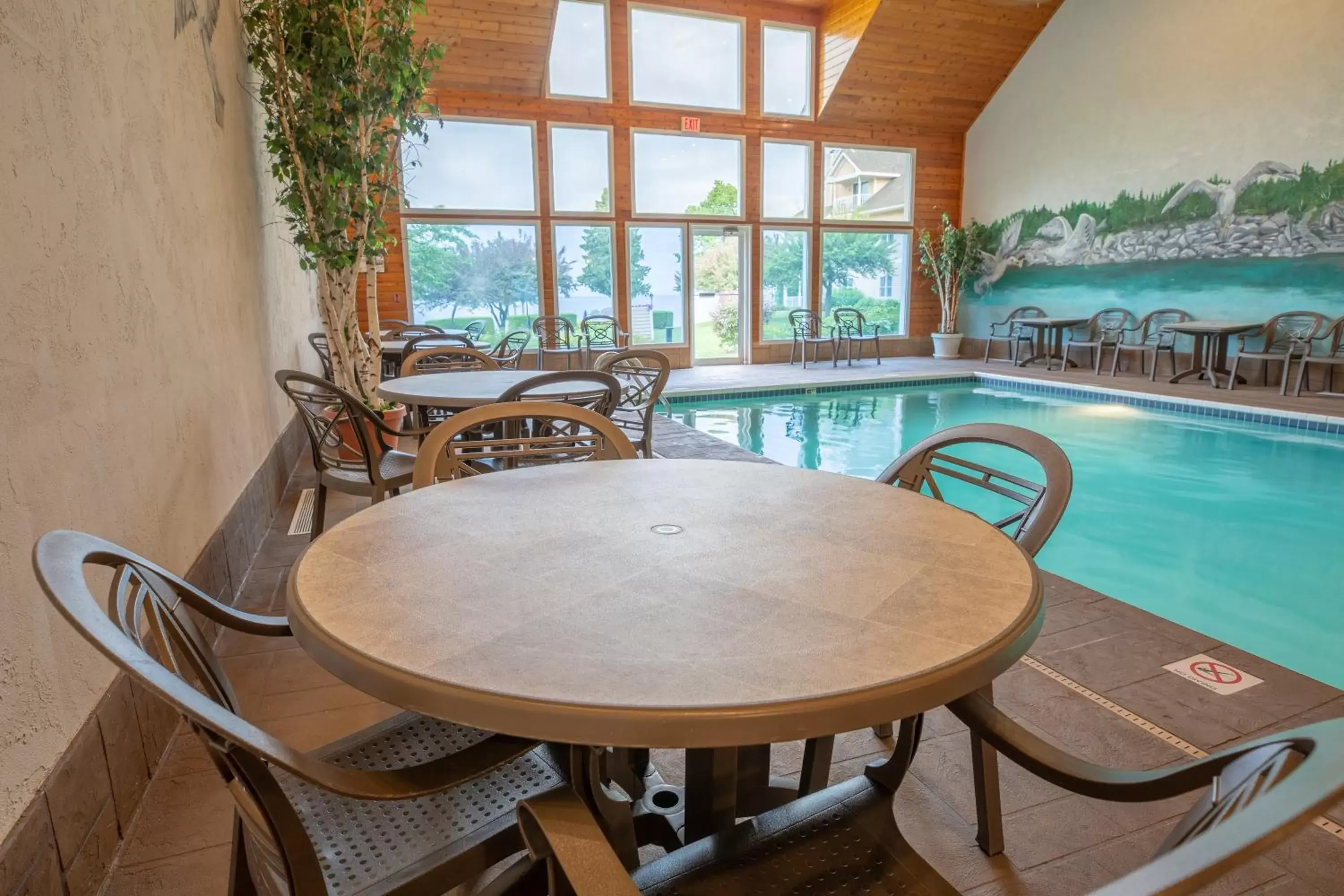 Swimming pool in Westwood Shores Waterfront Resort
