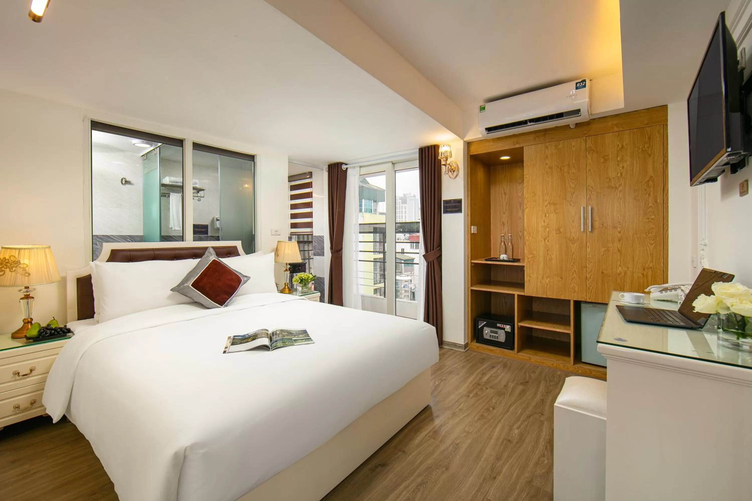 Bed in TrangTrang Classy Hotel