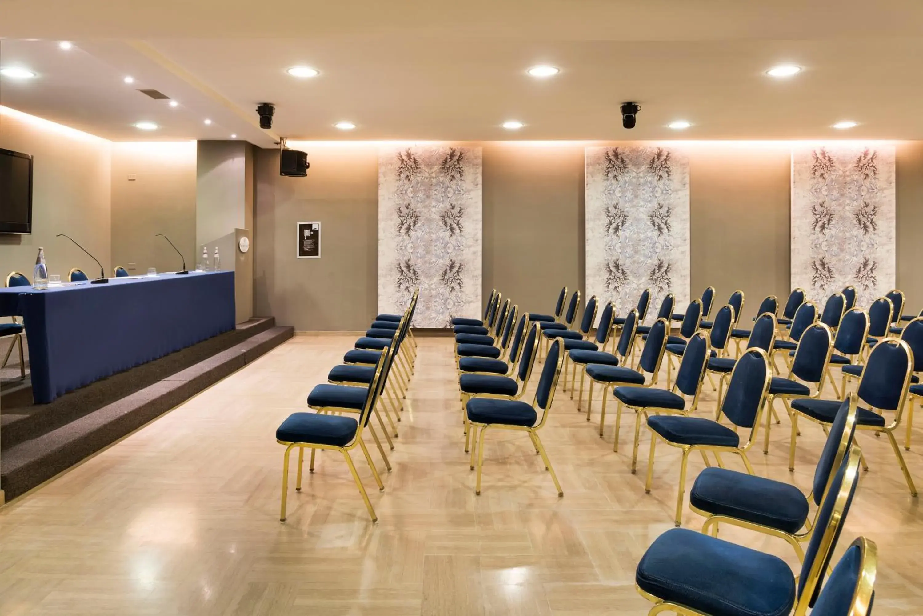 Meeting/conference room in Sant Alphio Garden Hotel & SPA