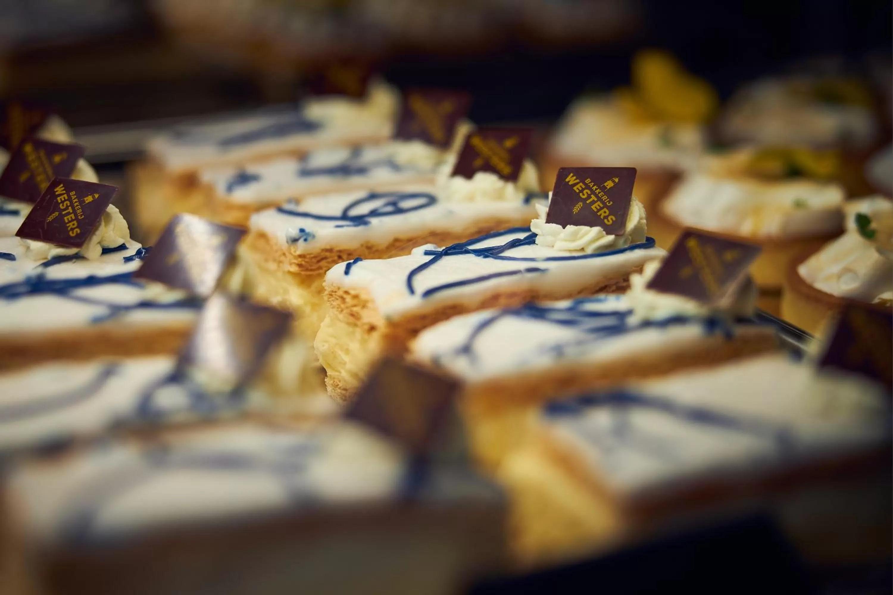 Restaurant/places to eat in The Market Hotel