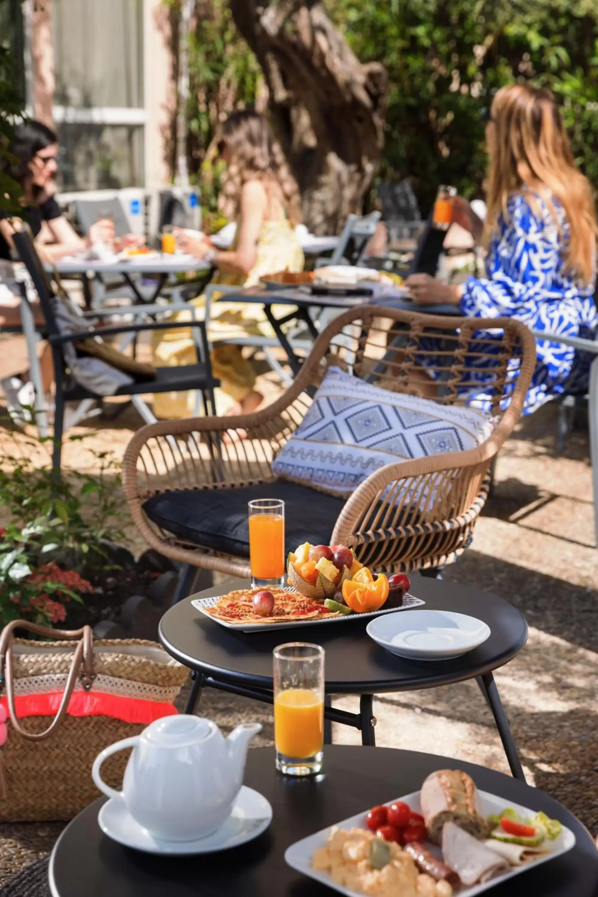 People in The Originals Boutique, Hôtel des Orangers, Cannes (Inter-Hotel)