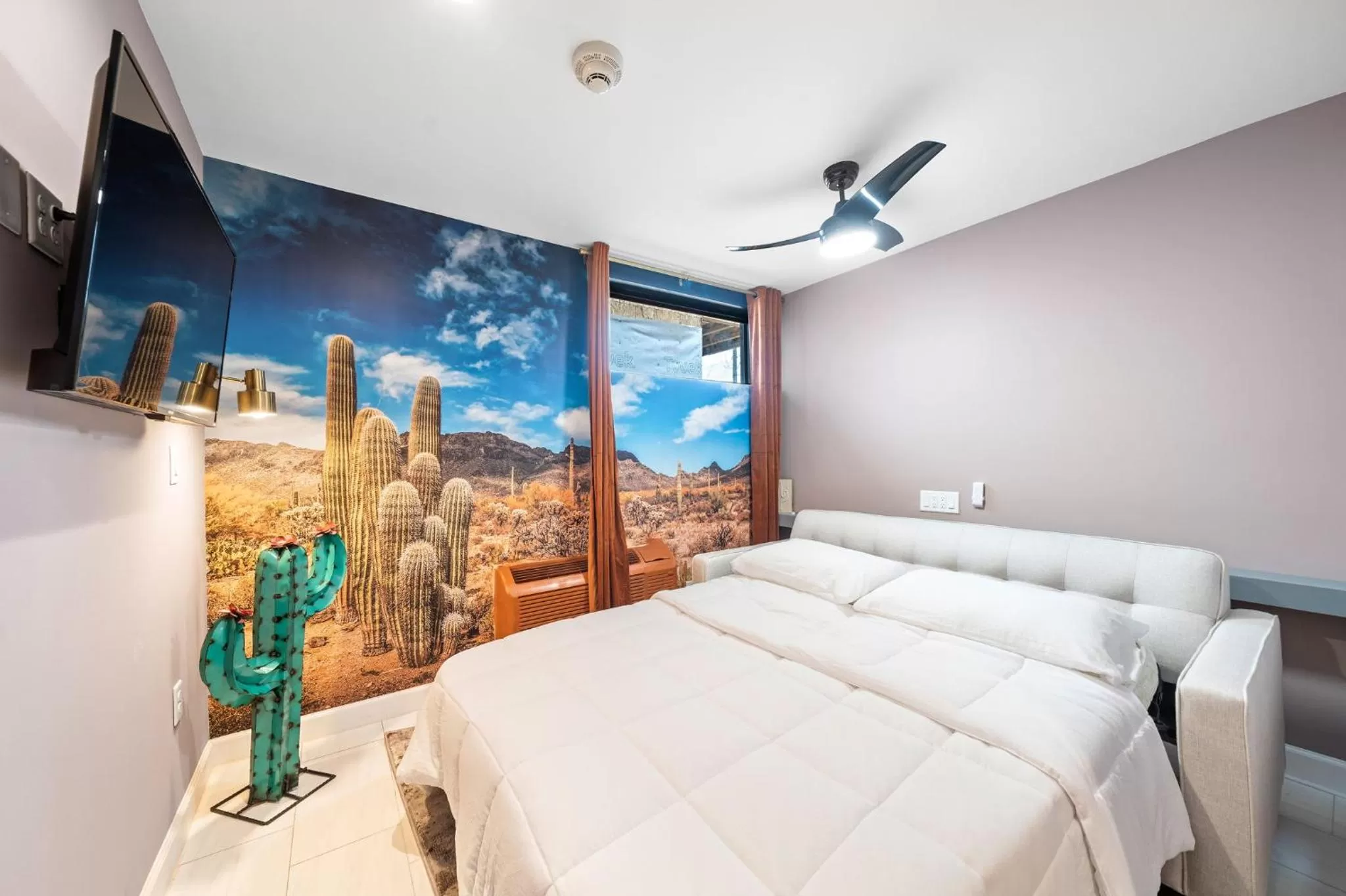 Bed in Wanderstay Boutique Hotel