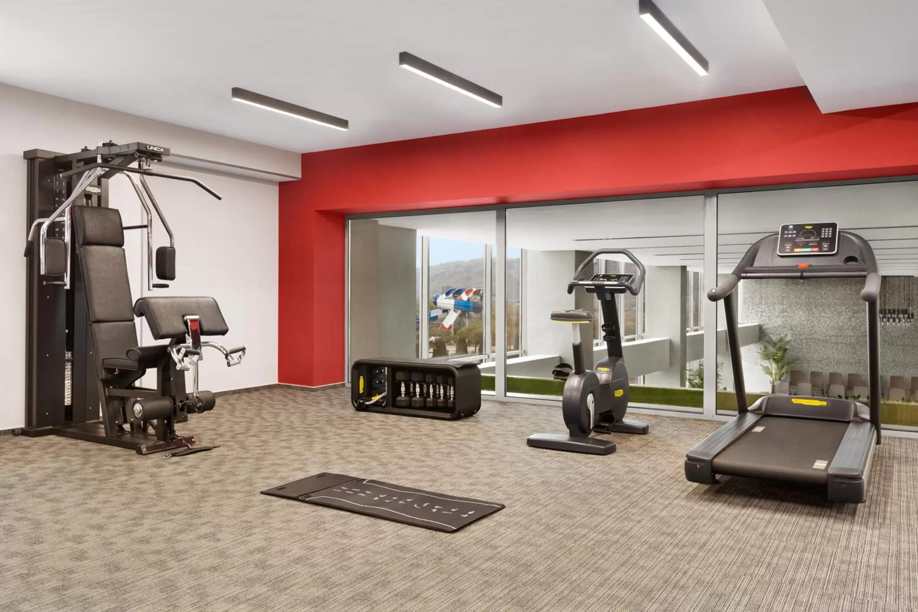 Fitness centre/facilities, Fitness Center/Facilities in Ramada by Wyndham Targu Jiu