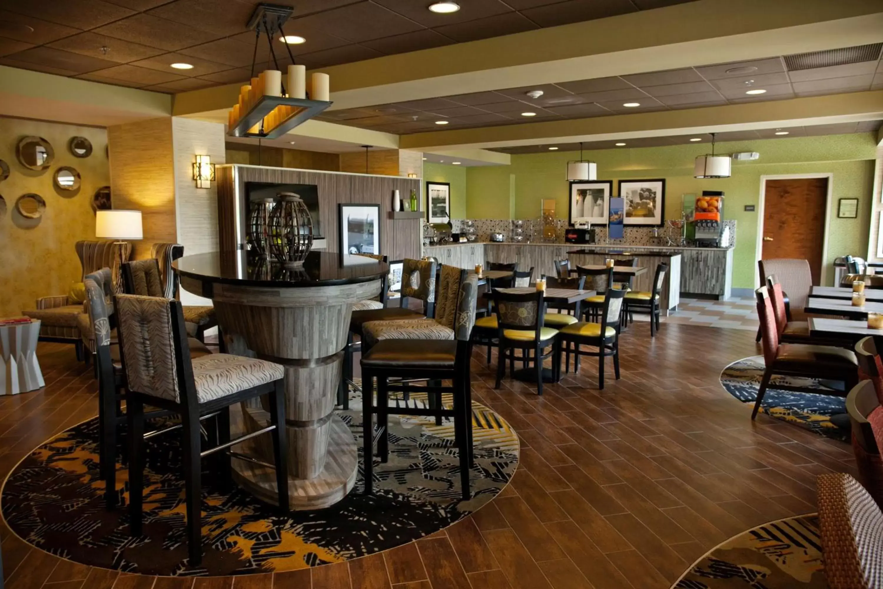 Breakfast, Restaurant/Places to Eat in Hampton Inn By Hilton Carrollton, Ga