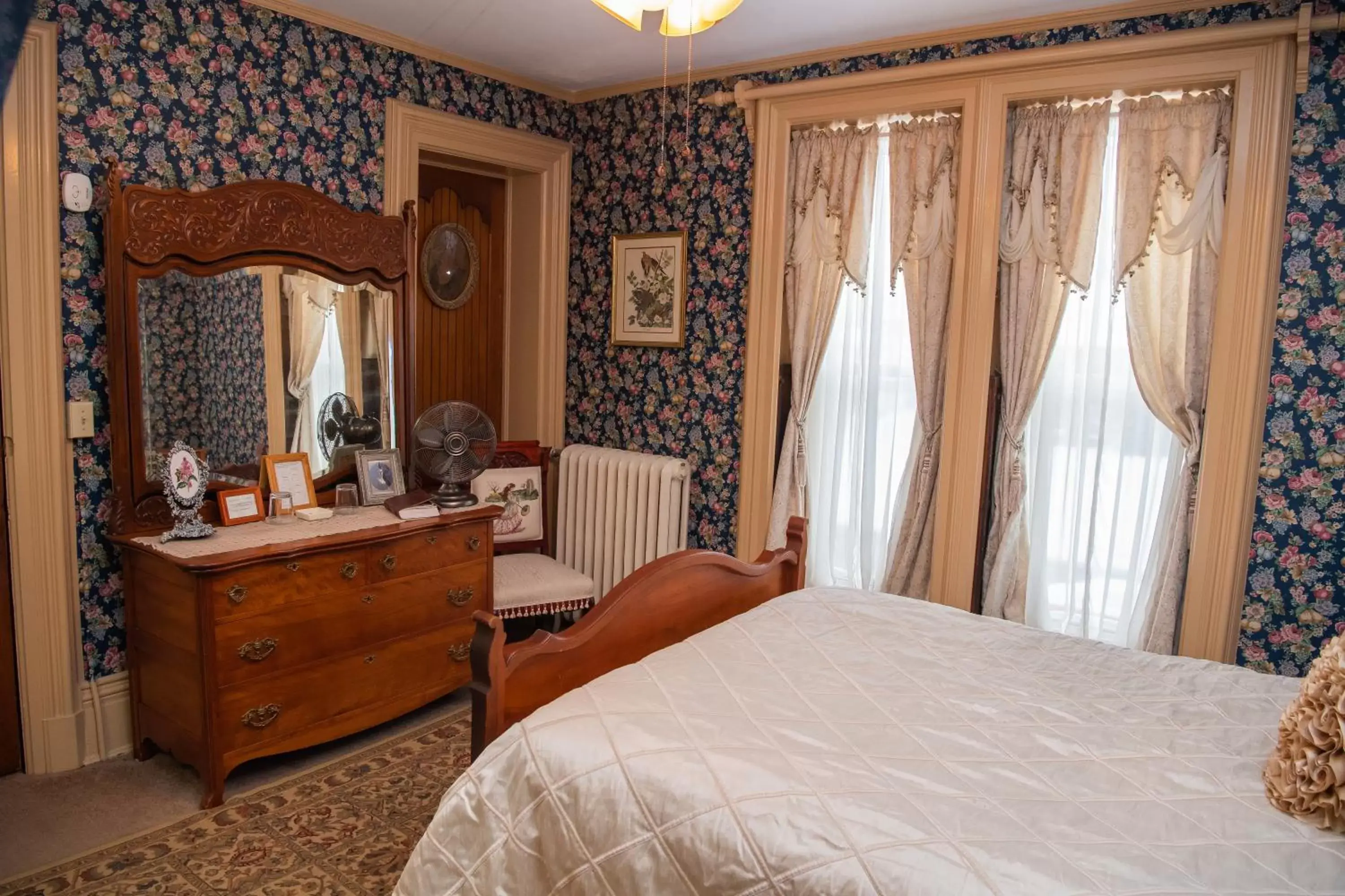 Bedroom in Spencer House Bed & Breakfast