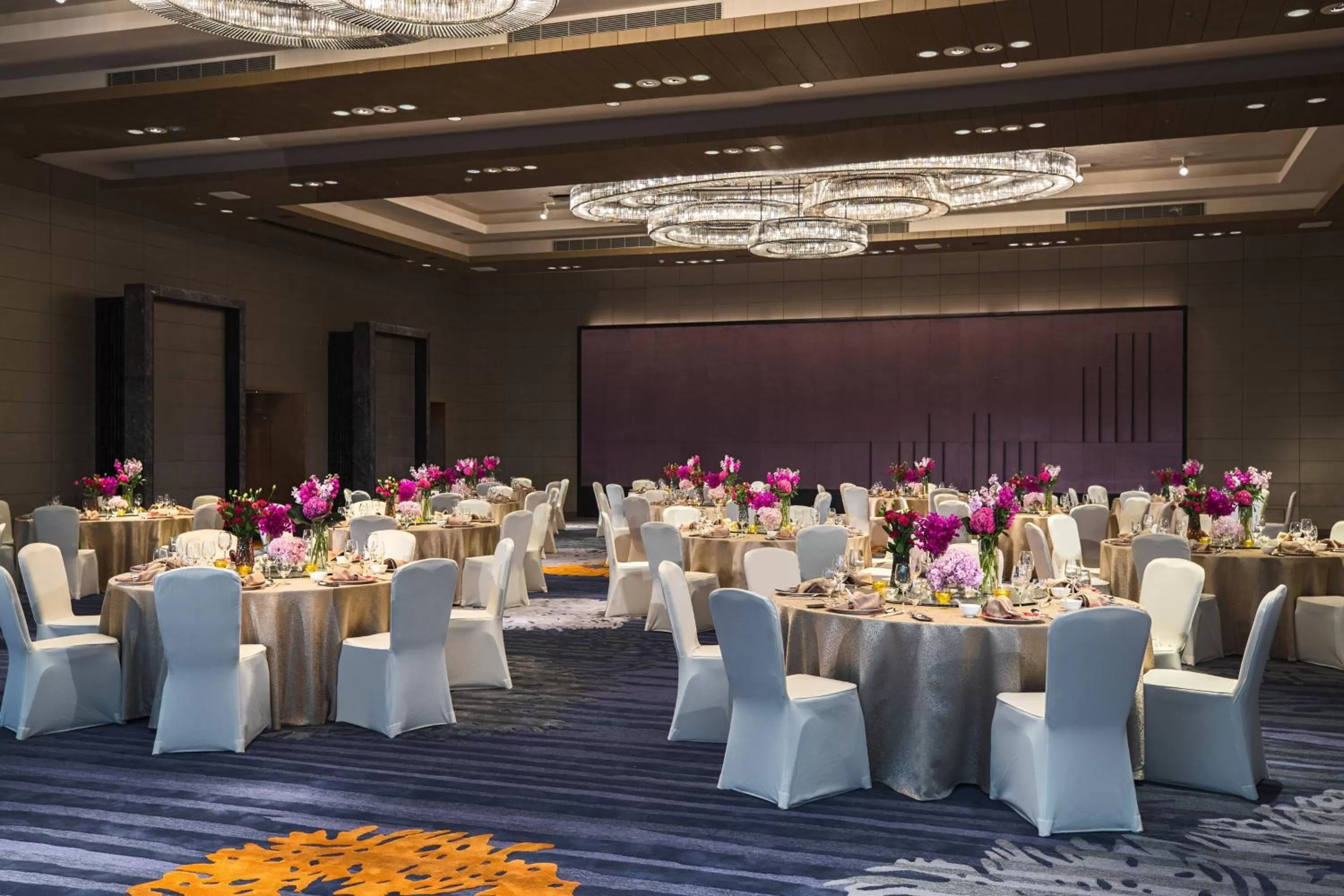 Lobby or reception in Suzhou Marriott Hotel Taihu Lake