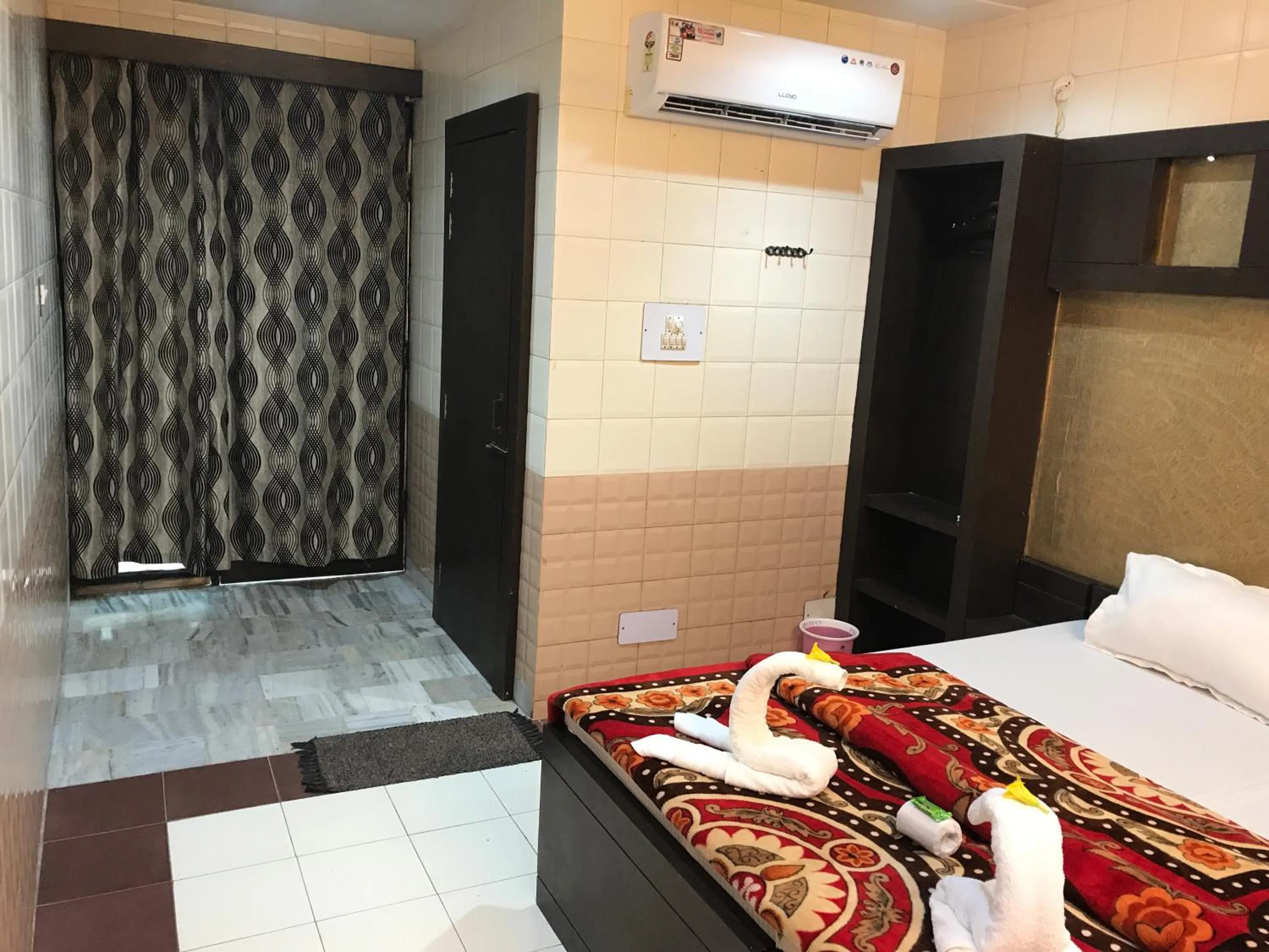 bunk bed, Bed in Hotel Sheela, 100m from Taj Mahal