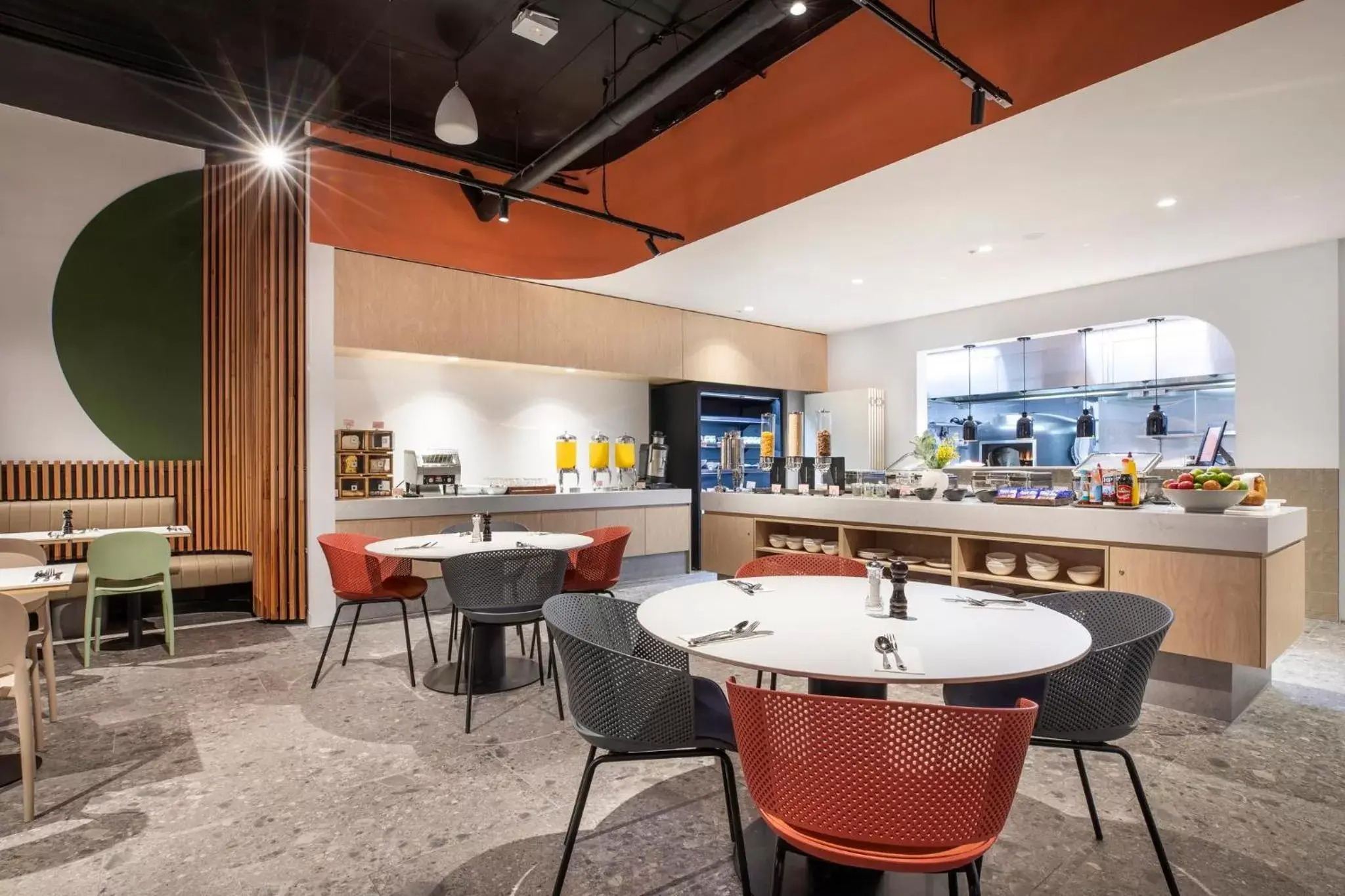 Breakfast, Restaurant/Places to Eat in Holiday Inn Dandenong, an IHG Hotel