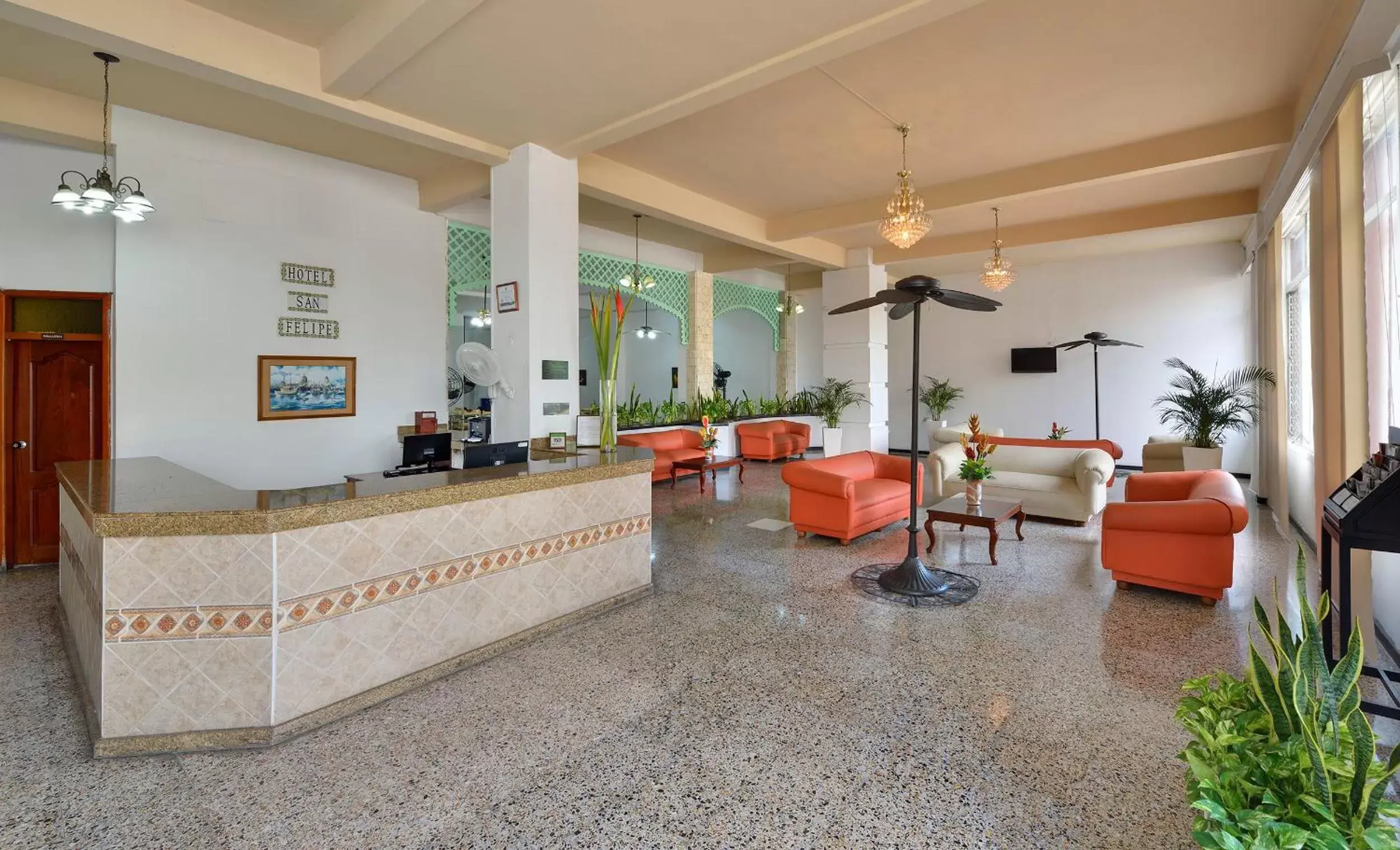 Lobby or reception in Hotel Dorado Plaza Centro Histórico