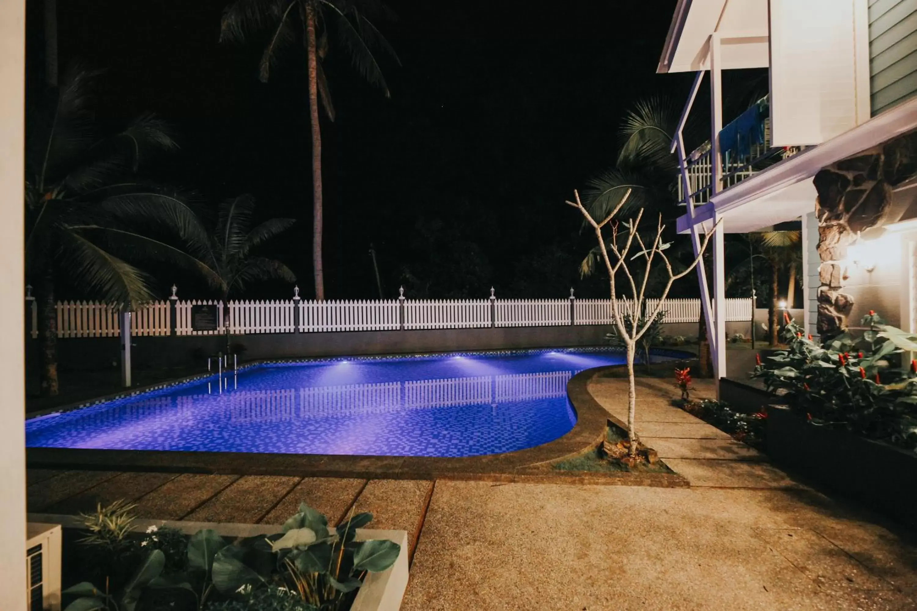 Natural landscape, Swimming Pool in Royale Chenang Resort