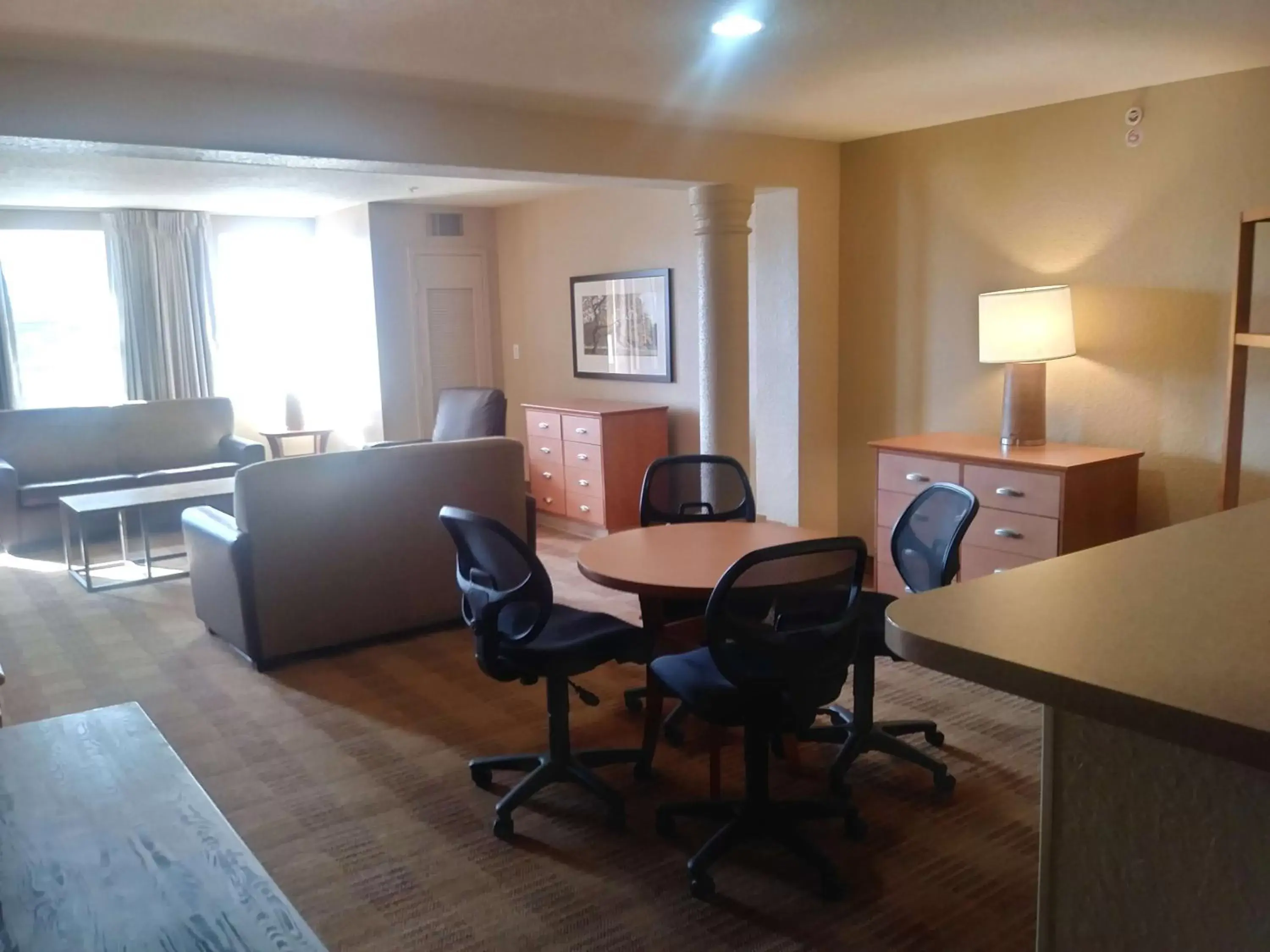 Bedroom, Dining Area in Extended Stay America Suites - Jacksonville - Deerwood Park